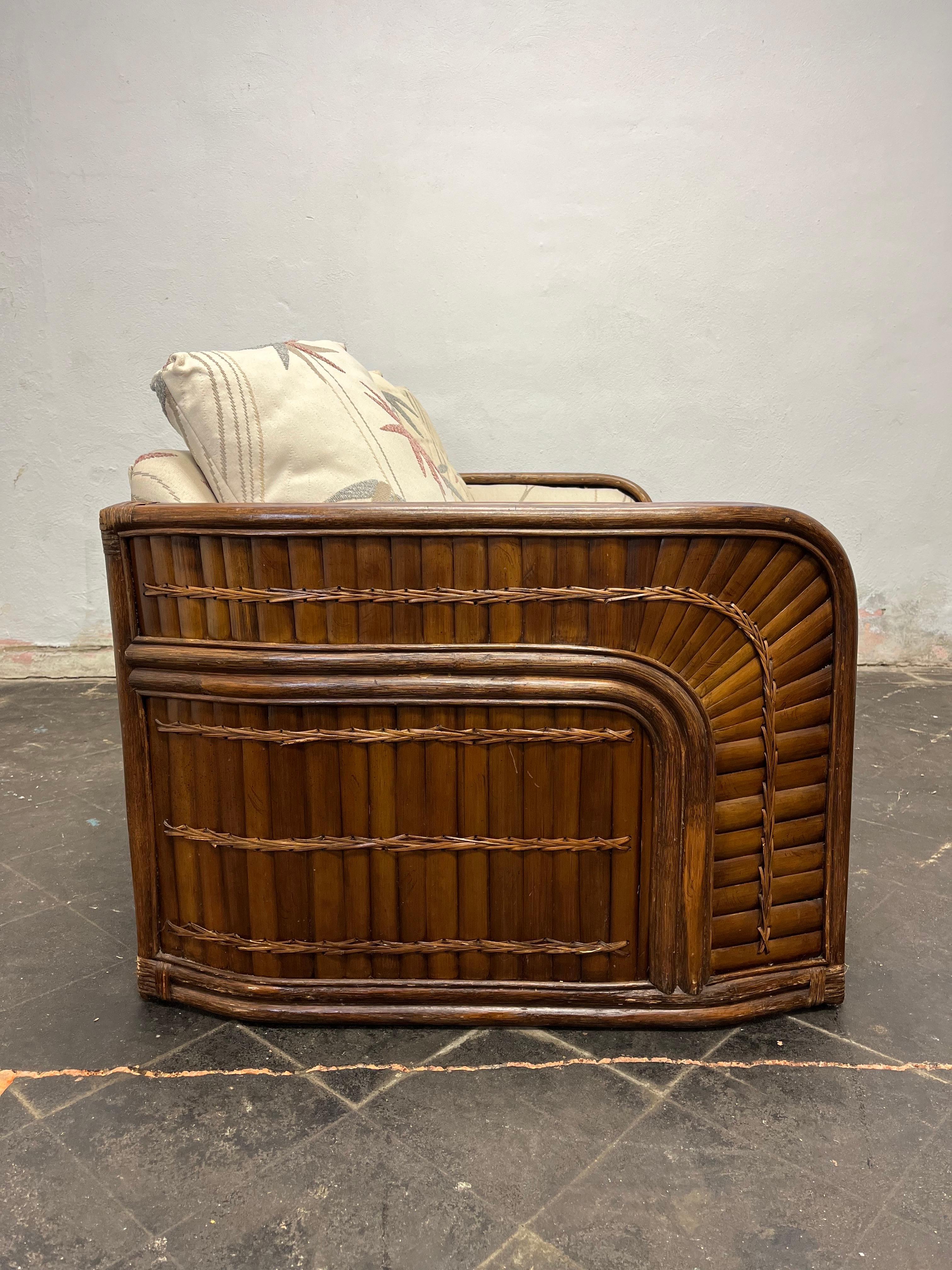 Vintage Rattan Bamboo Sofa Rising Sun Design In Good Condition For Sale In W Allenhurst, NJ