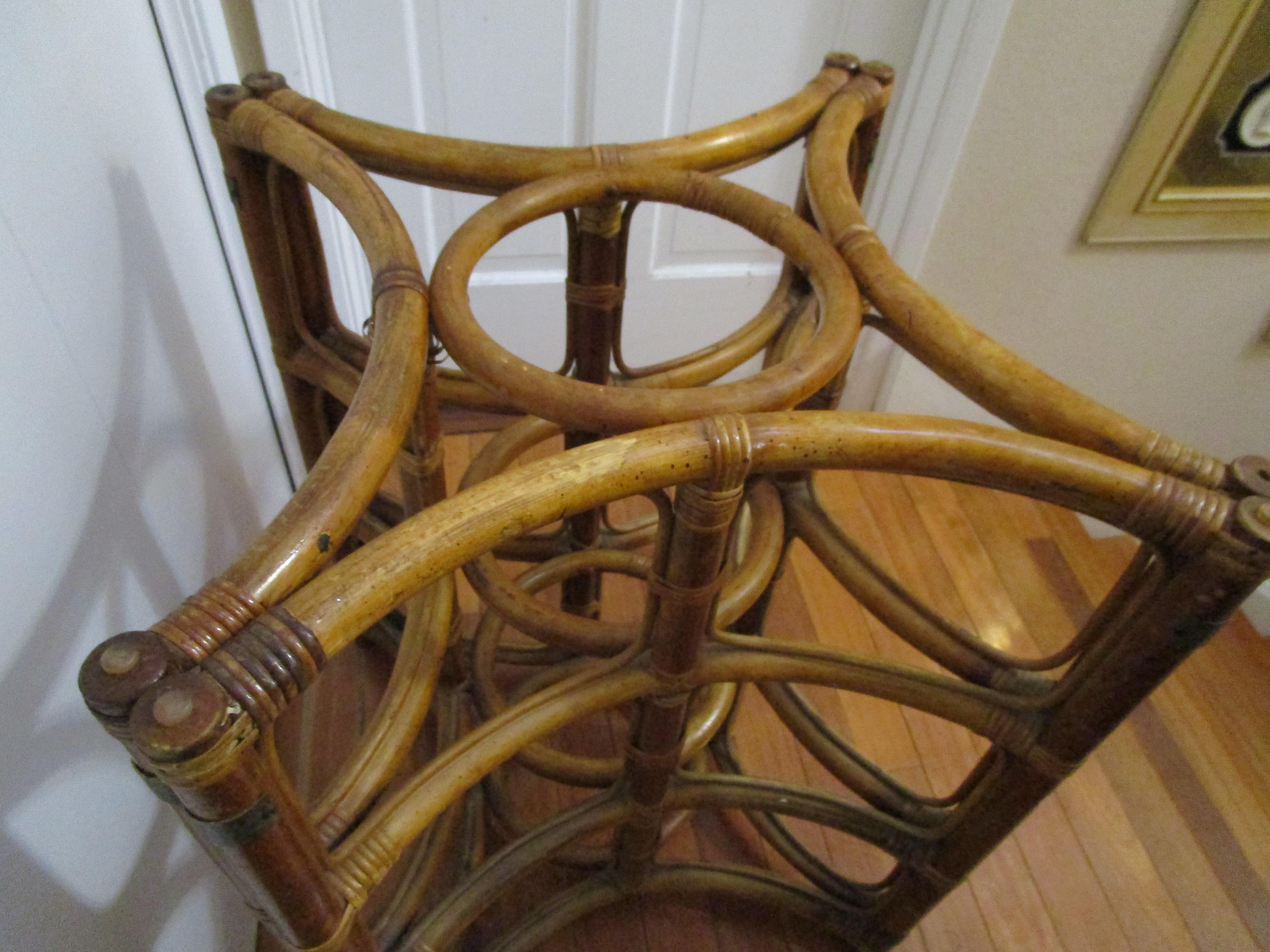 Mid-Century Modern Vintage Rattan Bamboo Table Base in Star Shape for Four Chairs For Sale
