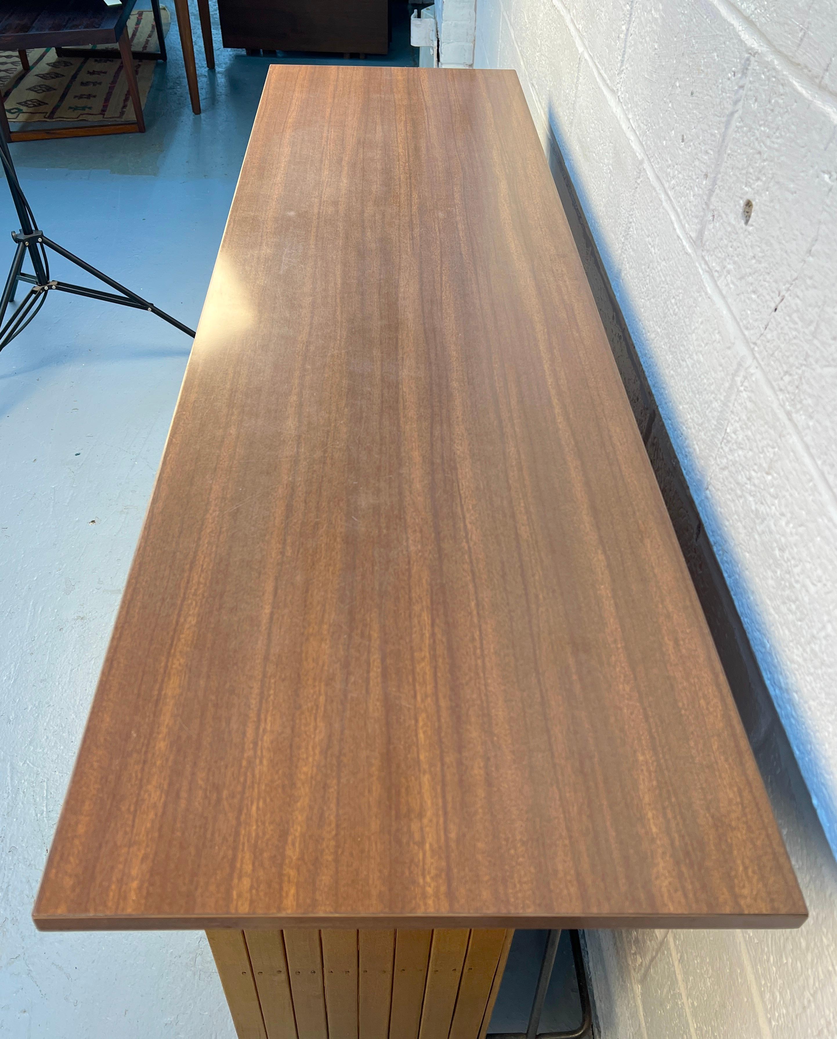 Set de bar vintage en rotin par Arthur Umanoff en vente 5