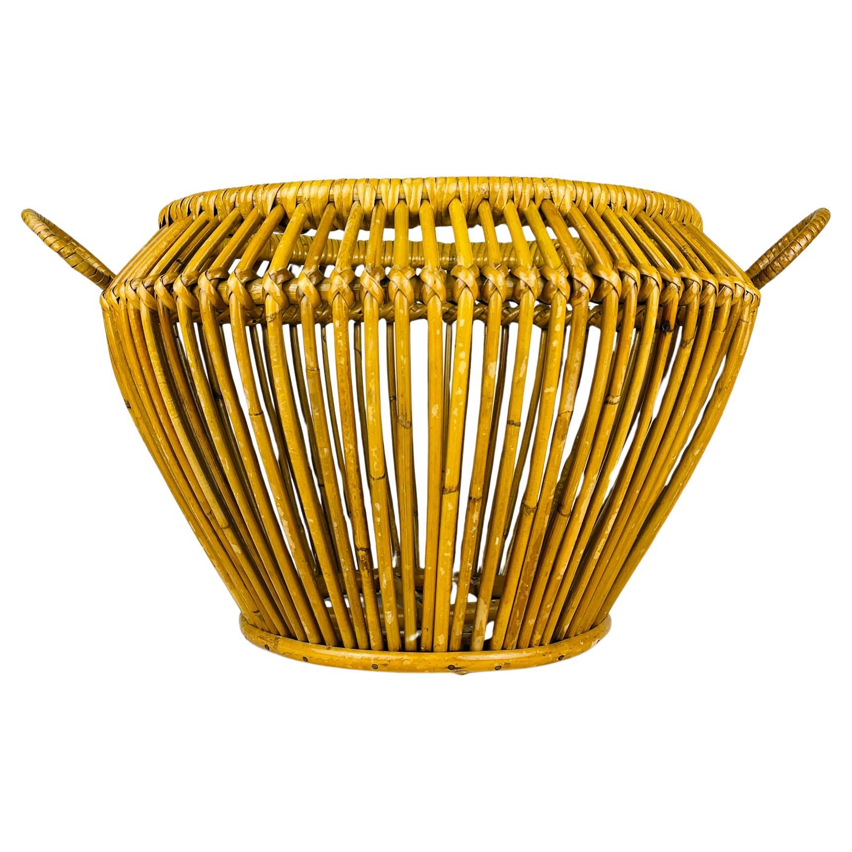Panier en rotin vintage, Italie 1960s