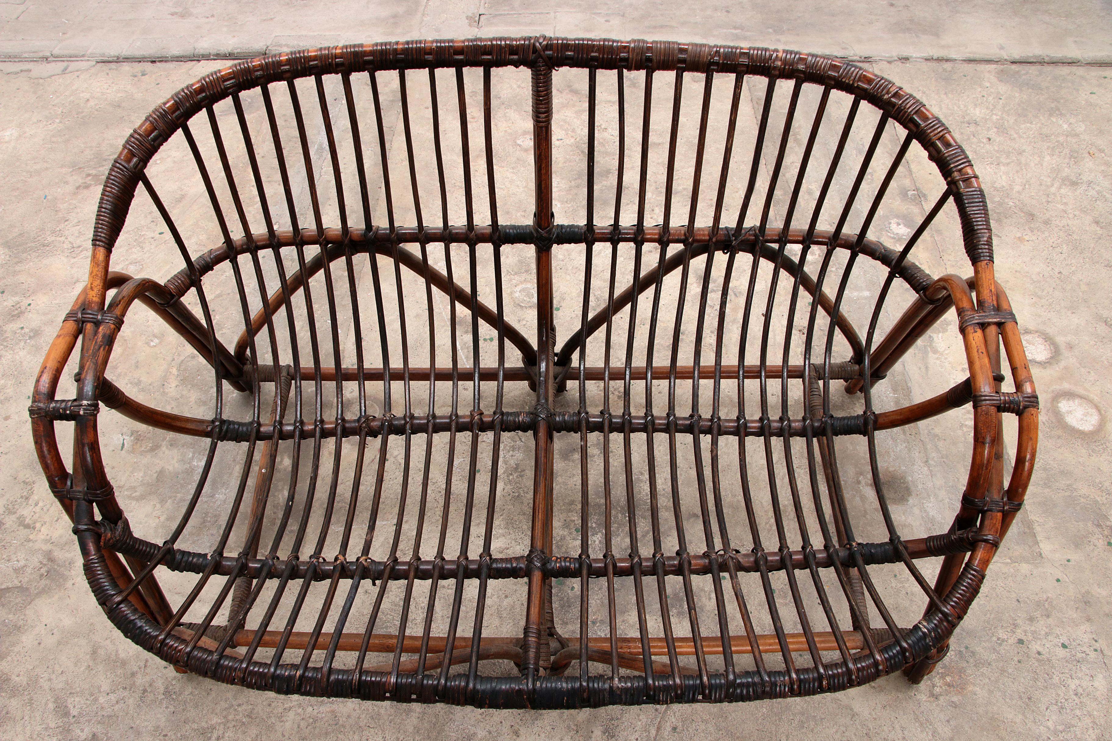 Vintage Rattan Bench - French Design, 1970s For Sale 2