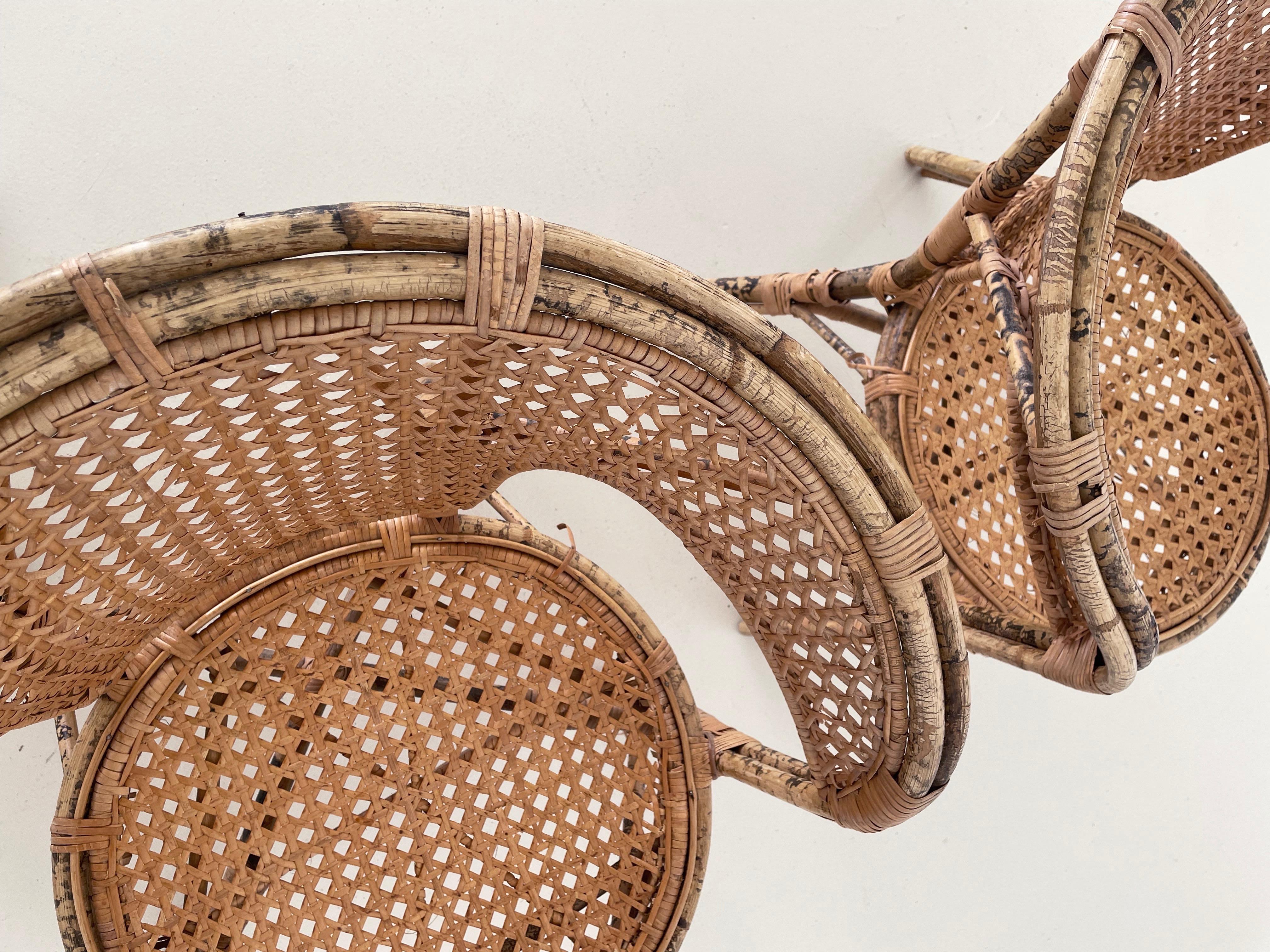 20ième siècle Fauteuils vintage en rotin et canne, ensemble de 2 en vente
