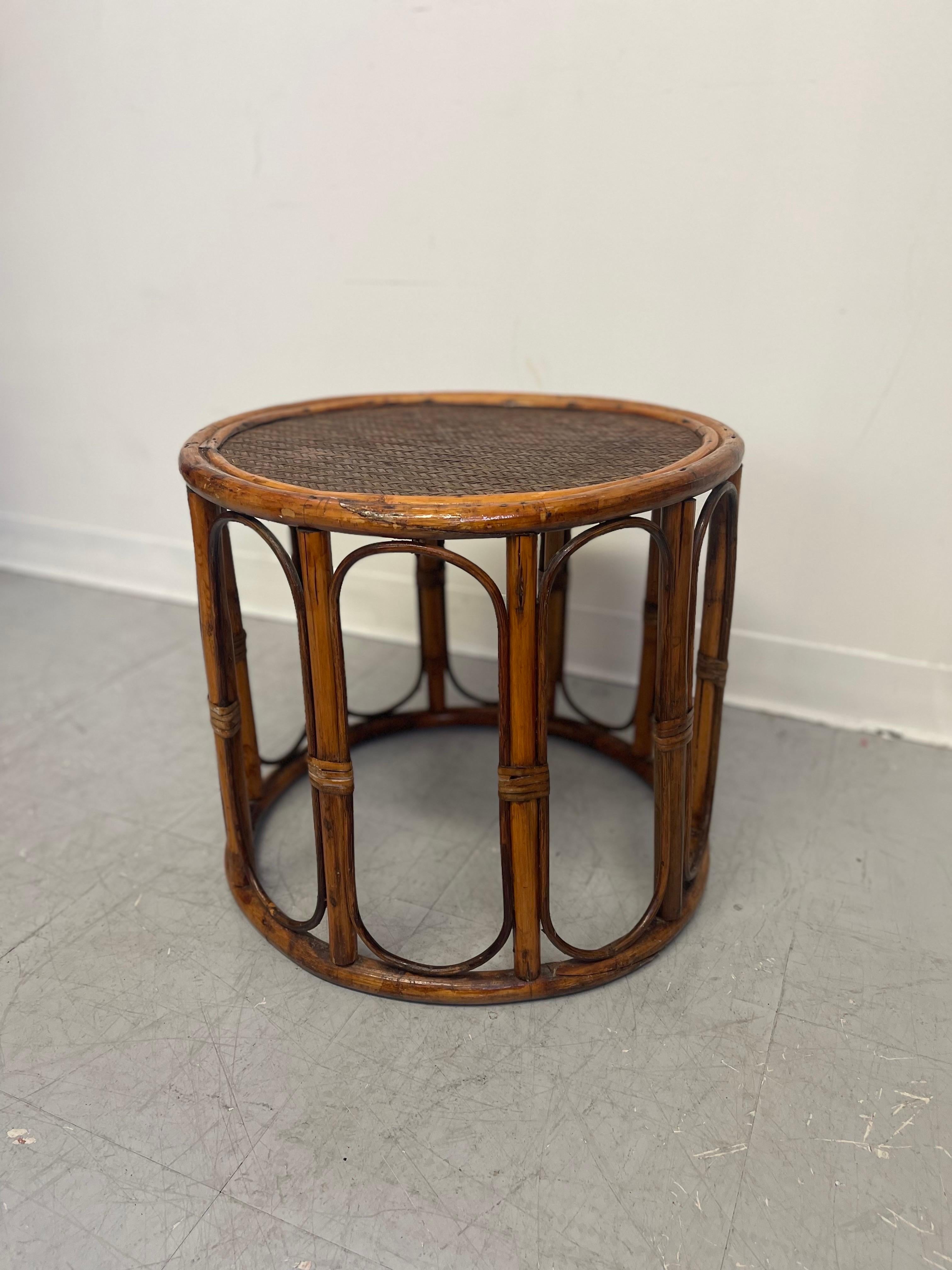 Vintage Rattan Caning Circular
Side Table For Sale 5