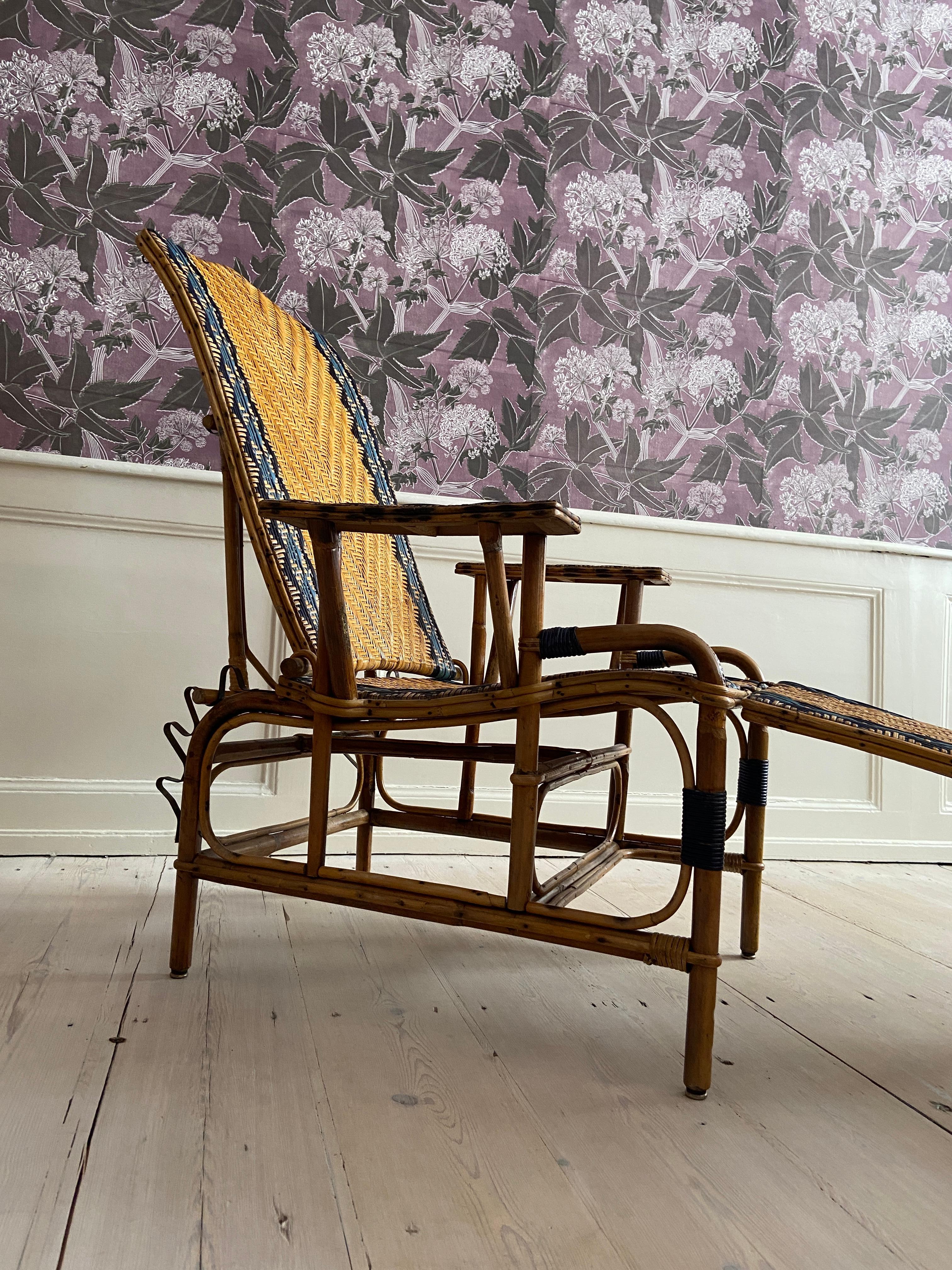 Vintage Rattan Chaise Longue with Blue and Black Woven Details, France, 1930's 2