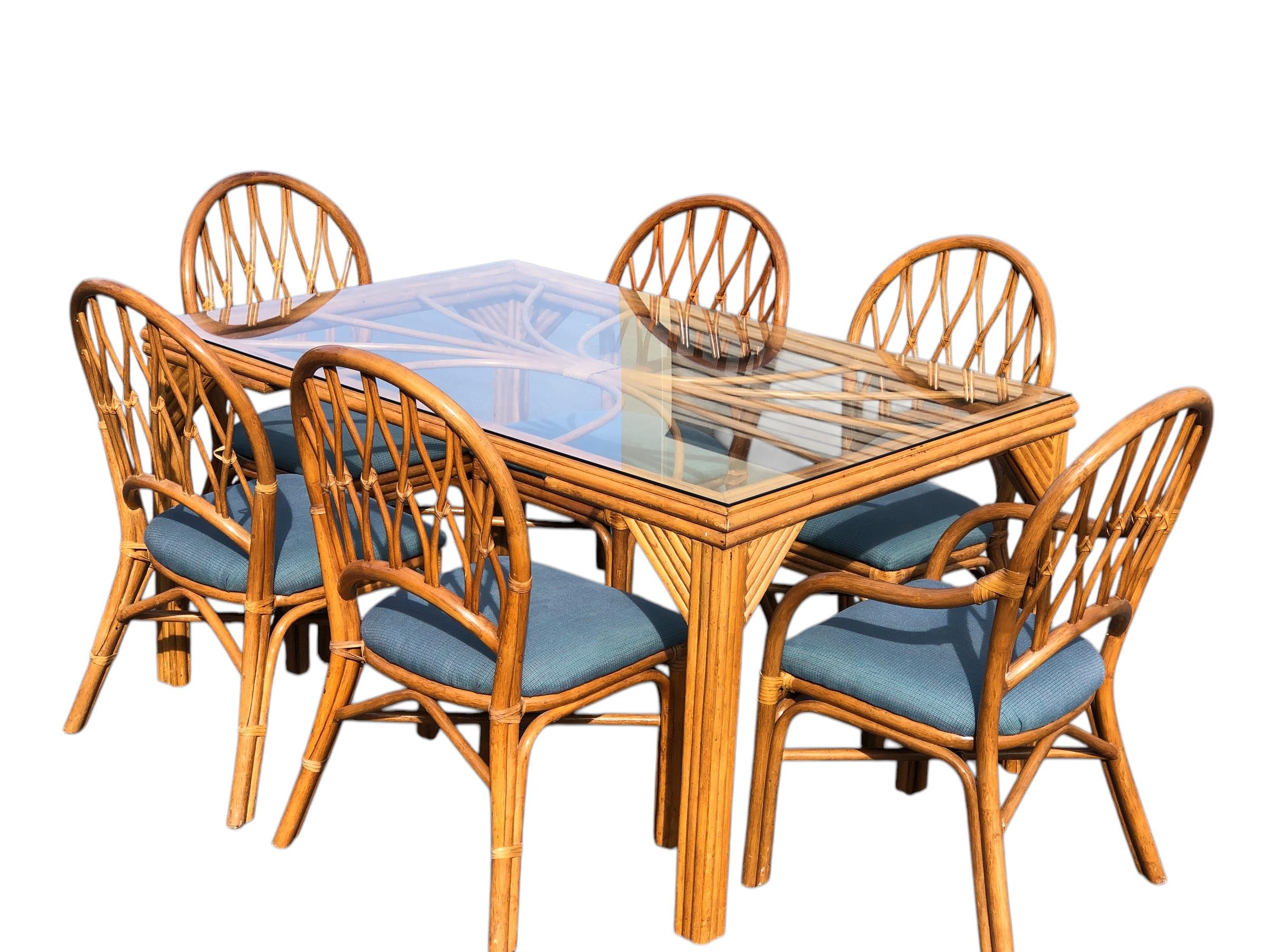 Set da pranzo in rattan d'epoca con sei sedie attribuito a McGuire In condizioni buone in vendita a Chapel Hill, NC