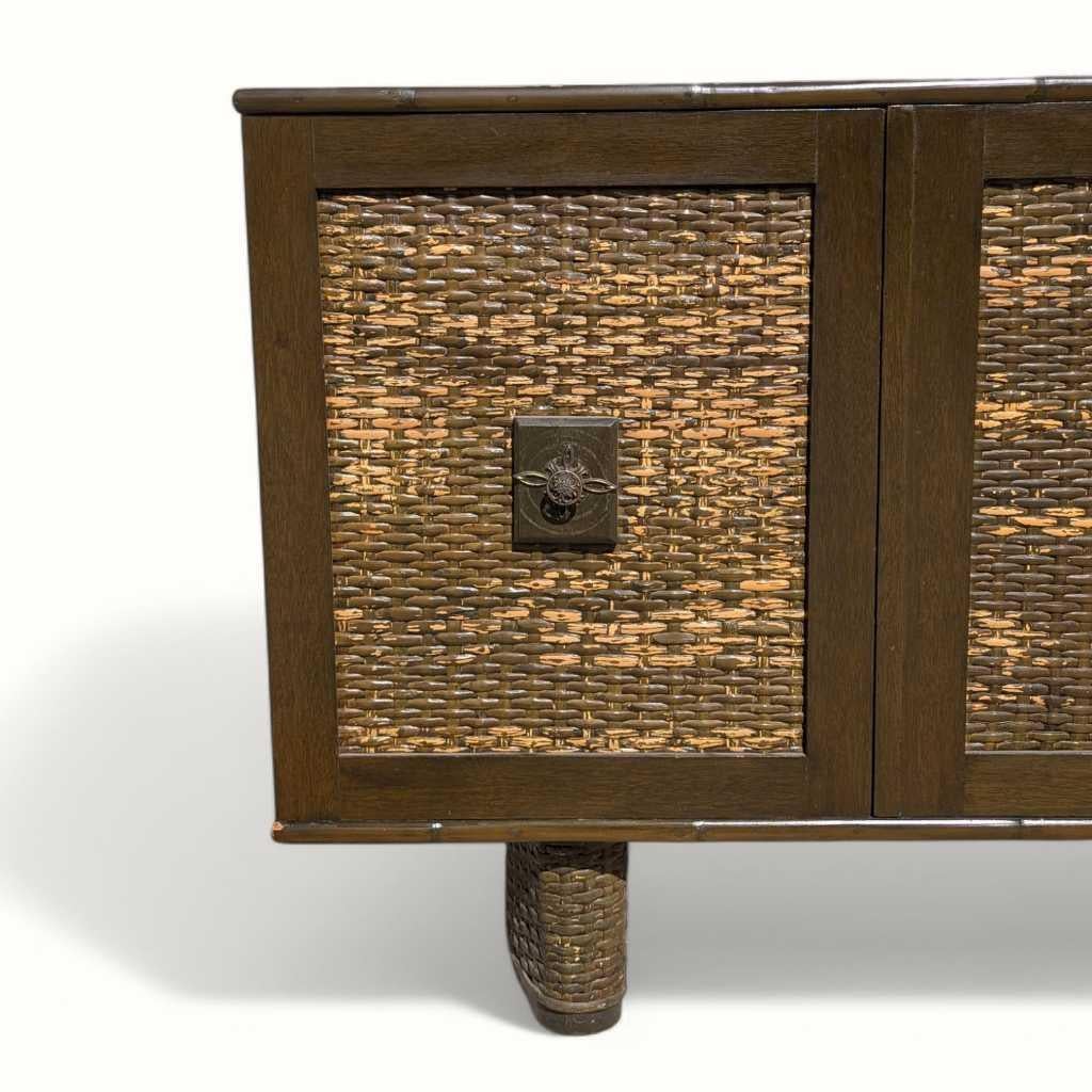 Vintage Rattan Front Buffet Cabinet, Sideboard, Mid Century Dining Room In Good Condition For Sale In Rancho Cucamonga, CA