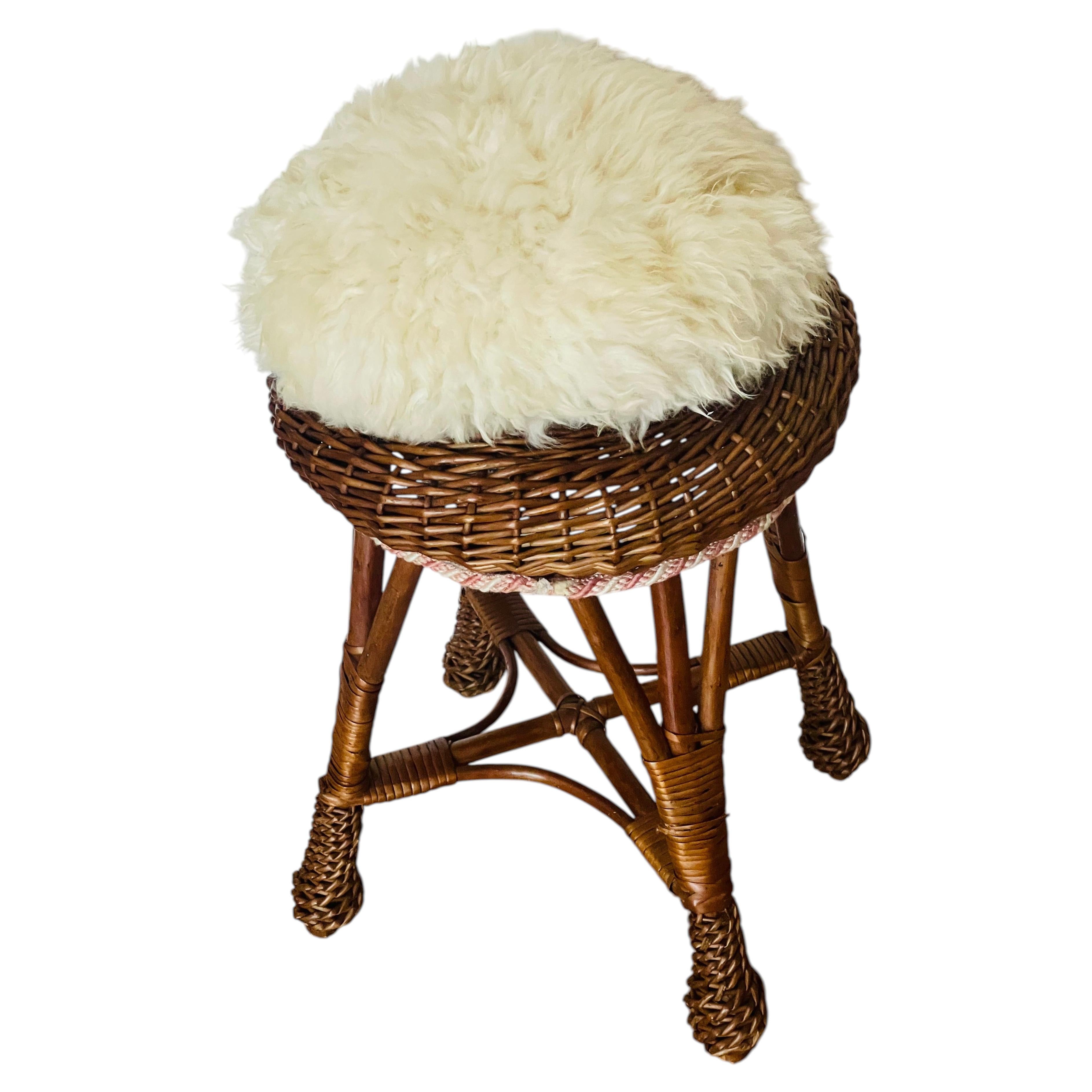 Vintage Rattan Handwoven Stool or Plant Stad with Lambskin Pillow