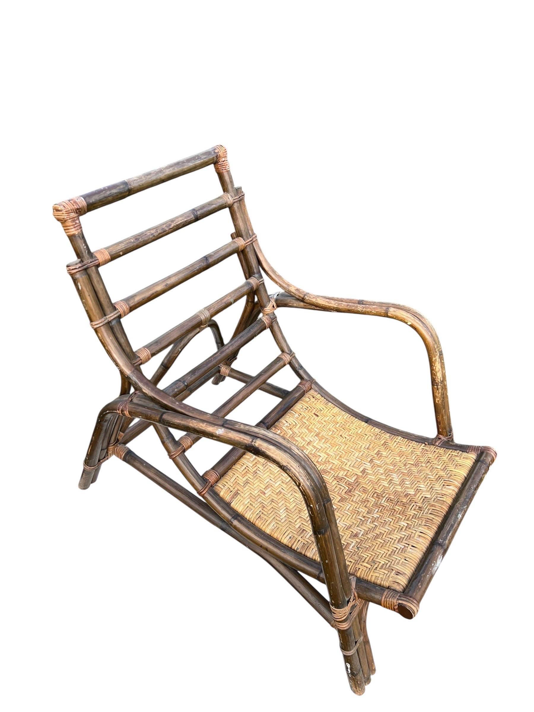 Vintage Rattan Lounge Stuhl und Ottomane (Moderne der Mitte des Jahrhunderts) im Angebot
