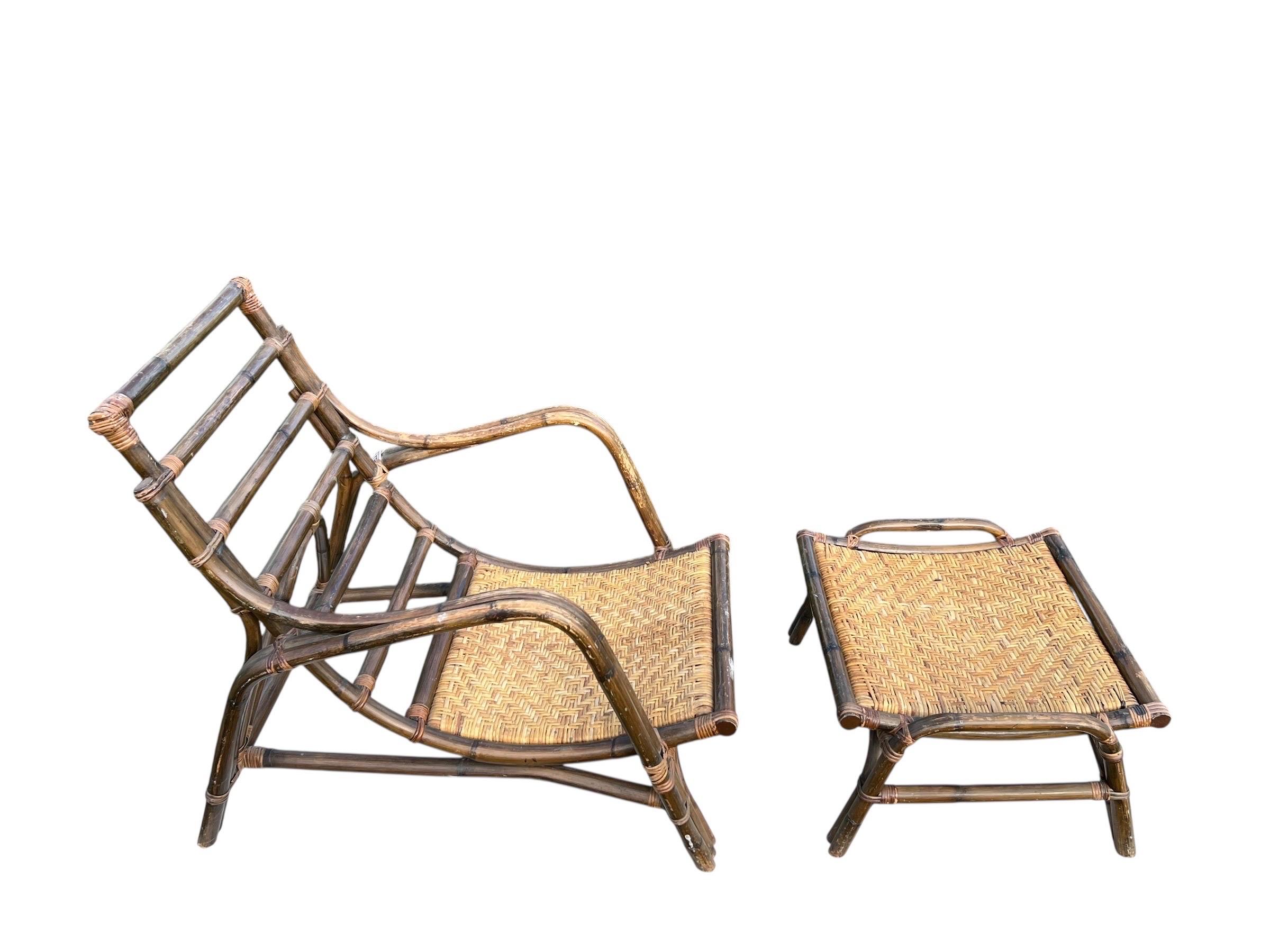 Vintage Rattan Lounge Stuhl und Ottomane im Zustand „Gut“ im Angebot in Esperance, NY