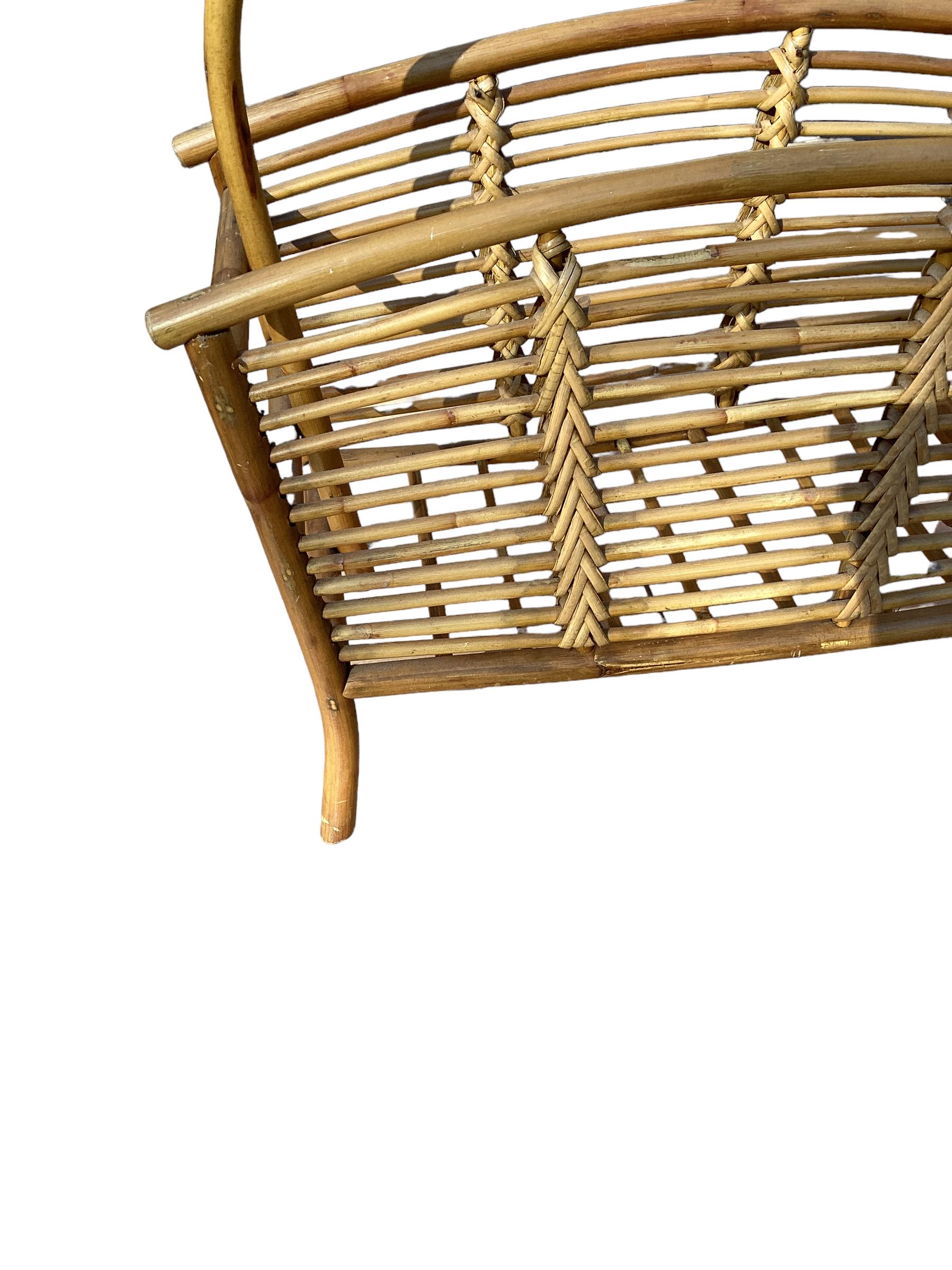 Vintage Rattan Magazine Rack In Good Condition For Sale In Chapel Hill, NC