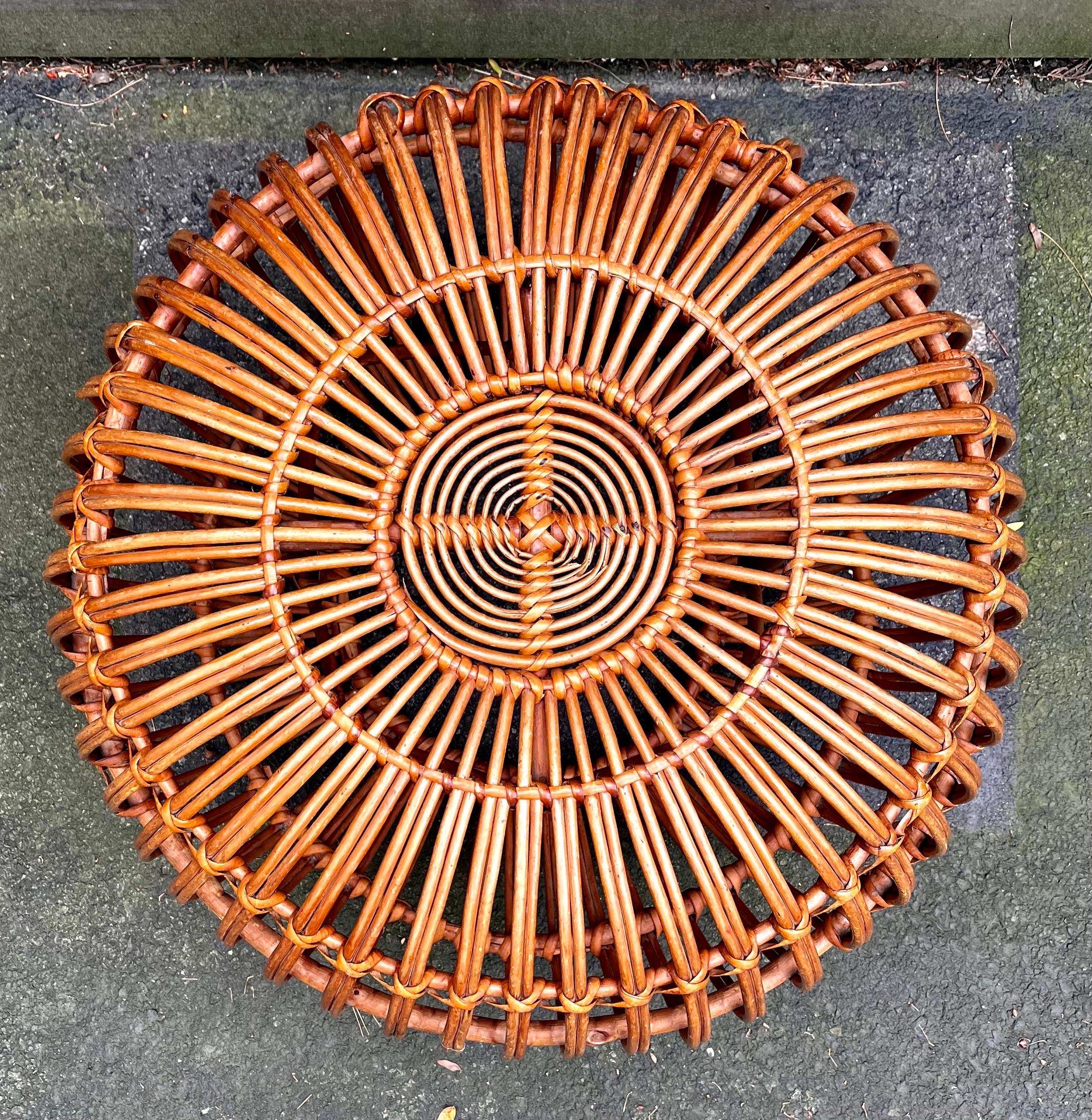 Otomana vintage de ratán de Franco Albini, Italia, c. 1950 en Bastante bueno estado para la venta en Philadelphia, PA