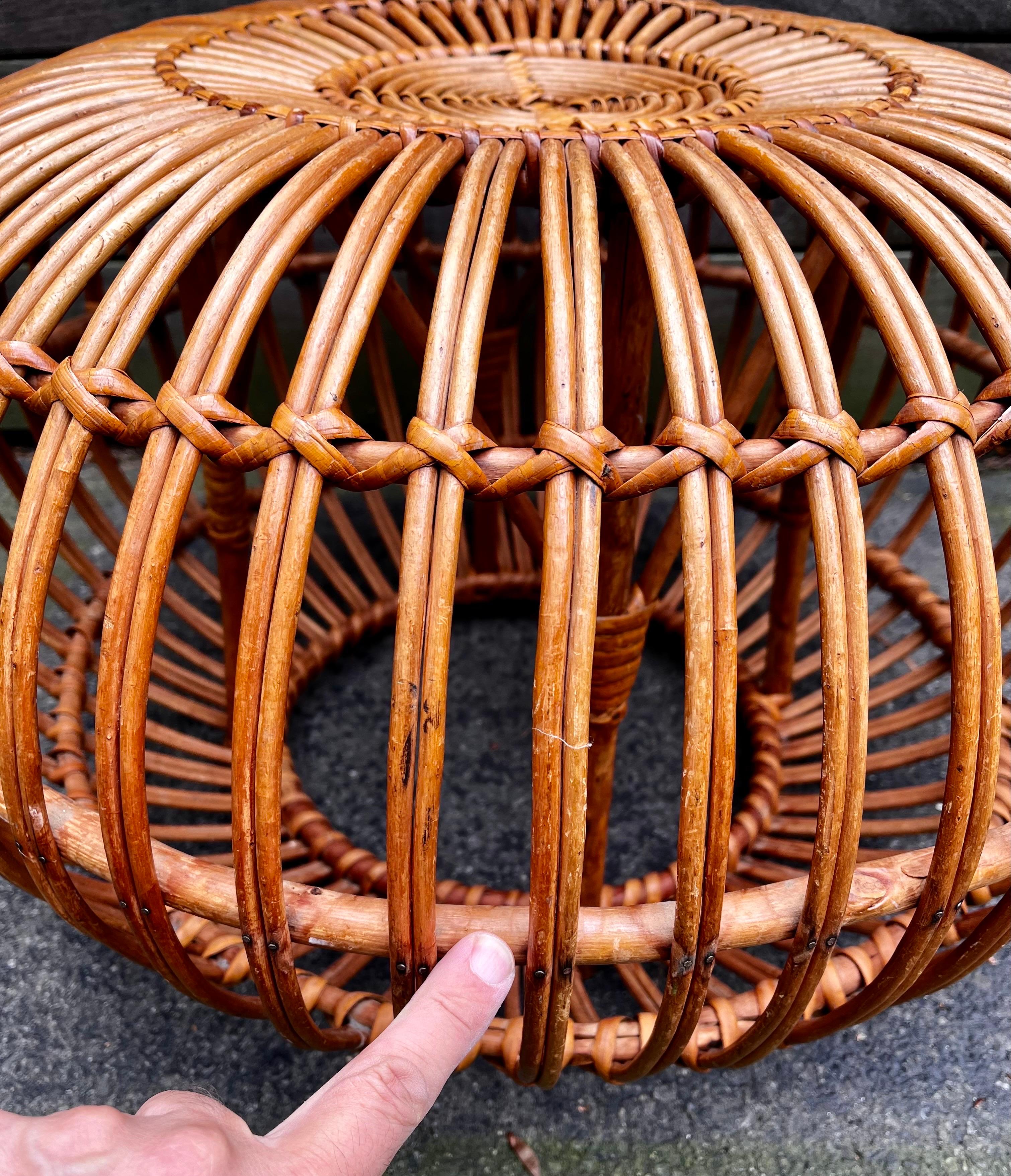 Otomana vintage de ratán de Franco Albini, Italia, c. 1950 en venta 1
