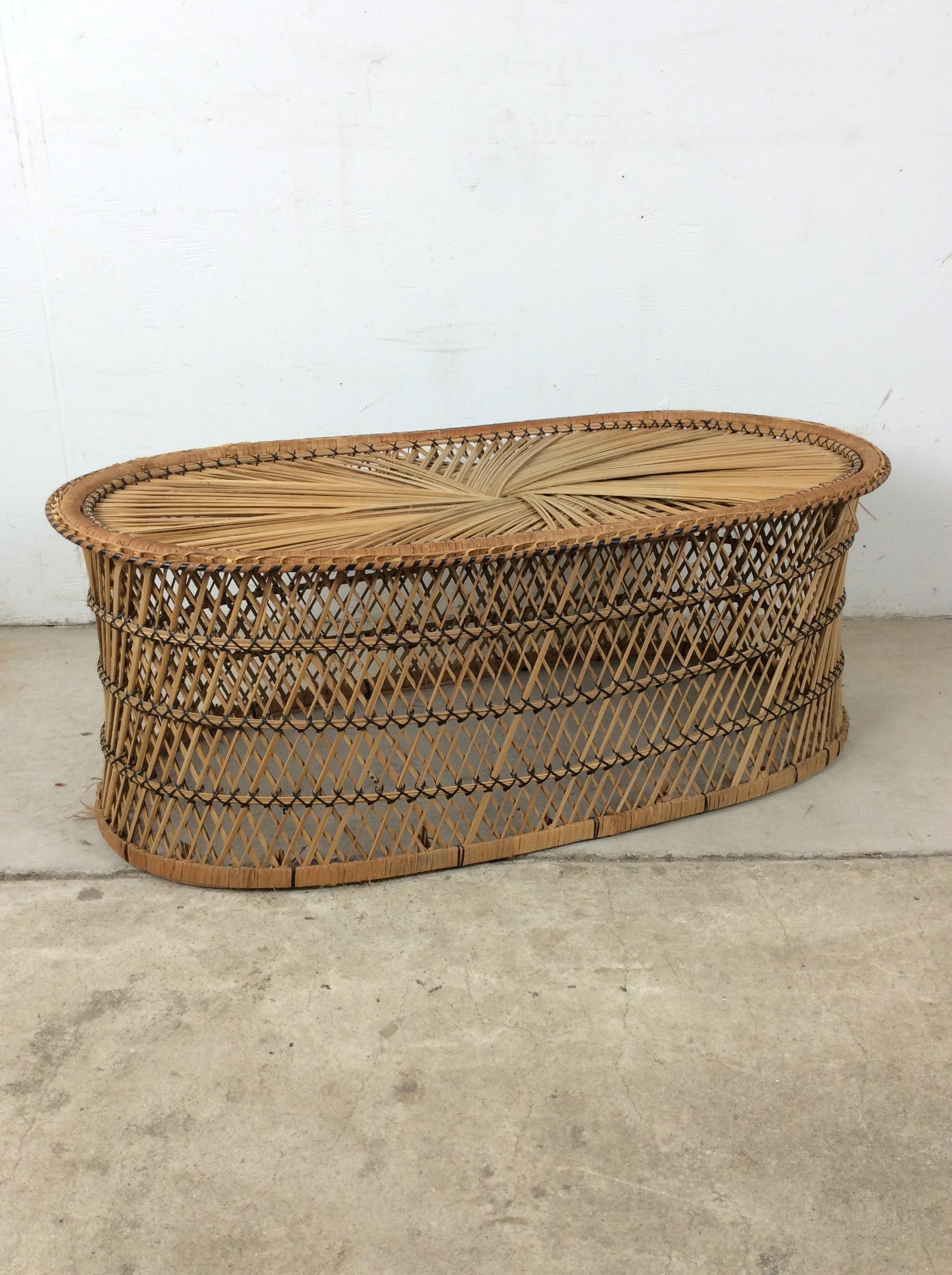 Table basse ovale en rotin vintage en vente 7