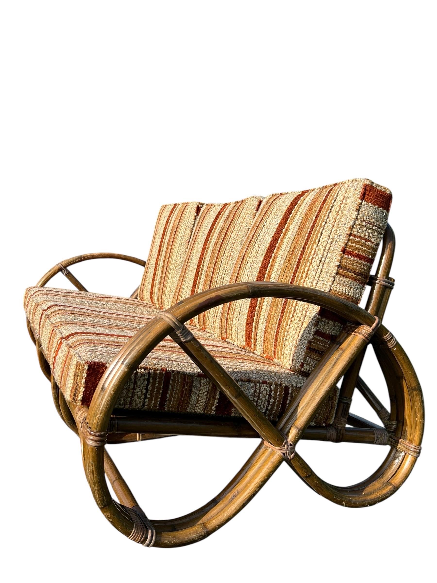 Vintage Rattan Paul Frankl Style Pretzel Sofa (Ende des 20. Jahrhunderts) im Angebot