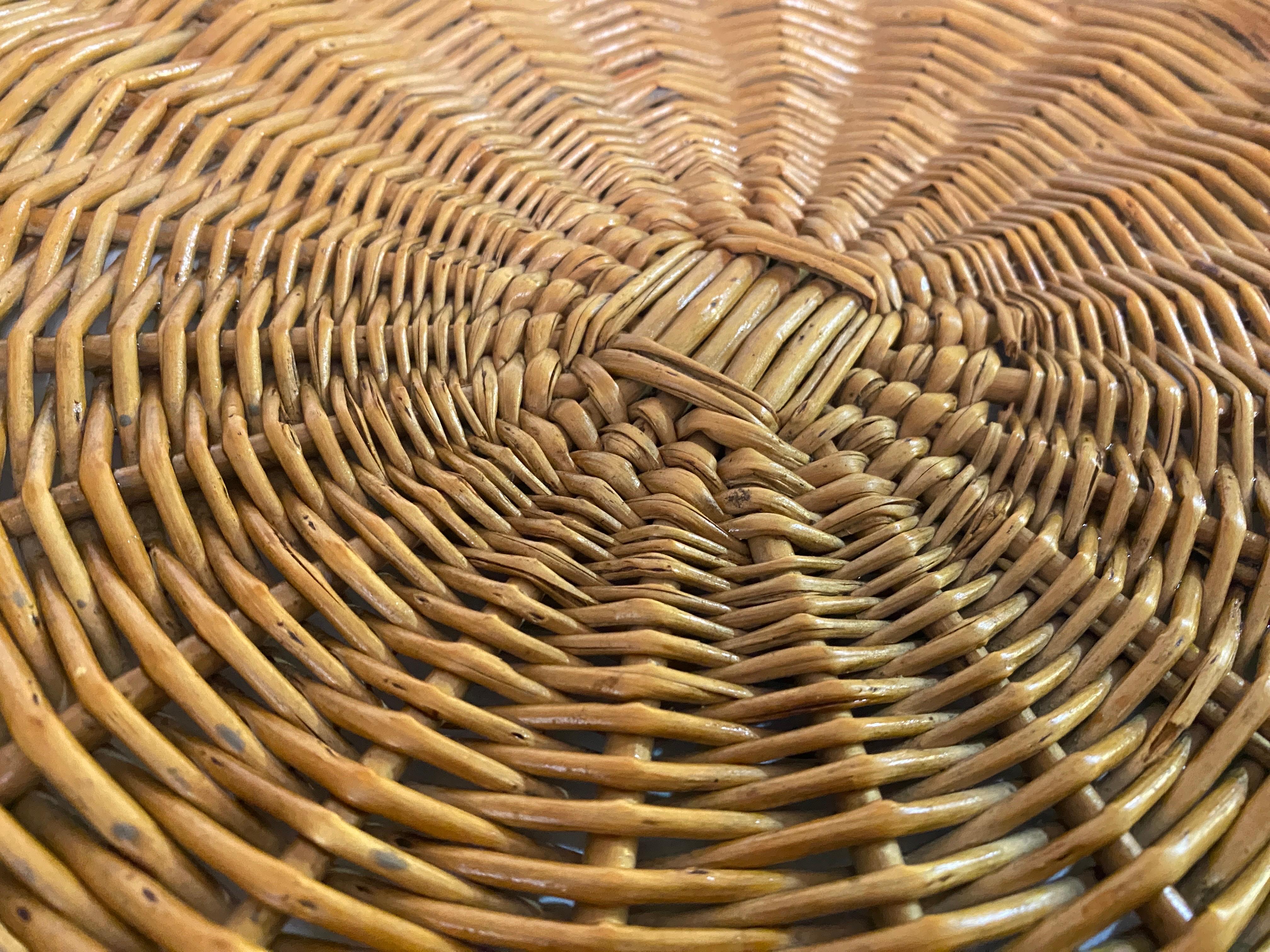 Late 20th Century Vintage Rattan Platter with an Old Patina France, 1970 For Sale