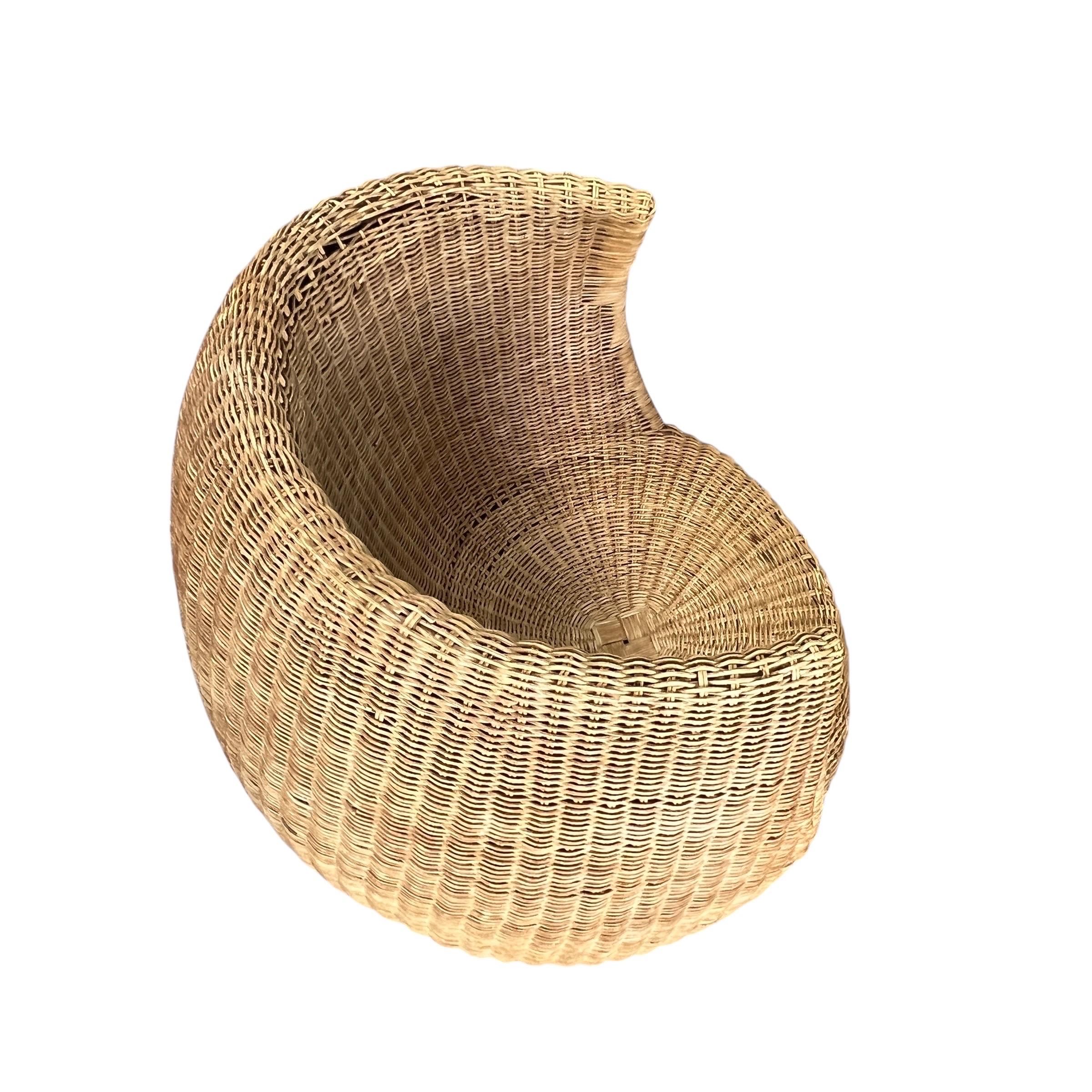 Mid-Century Modern Vintage Rattan Pod Lounge Chair in the Style of Eero Aarnio For Sale