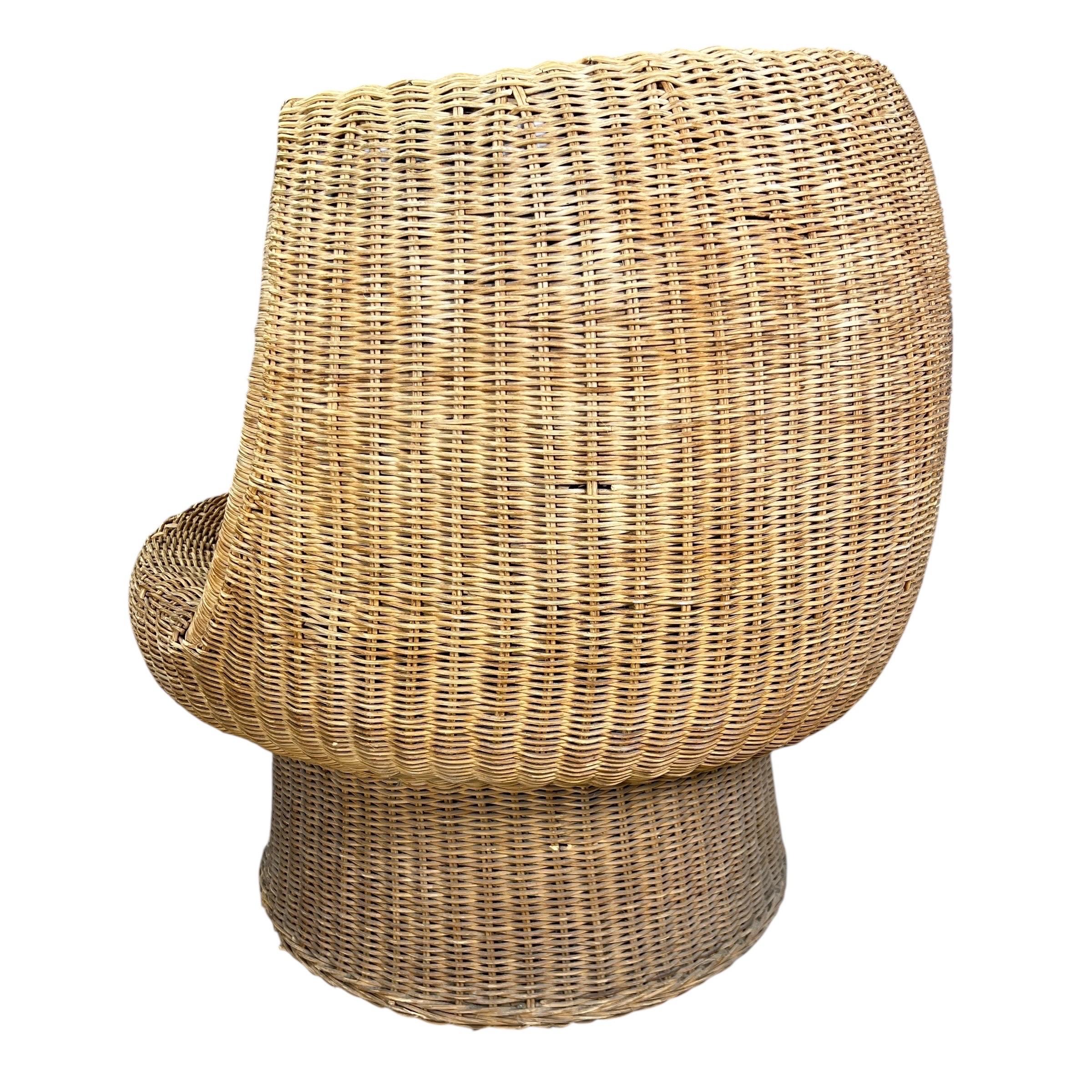 American Vintage Rattan Pod Lounge Chair in the Style of Eero Aarnio For Sale