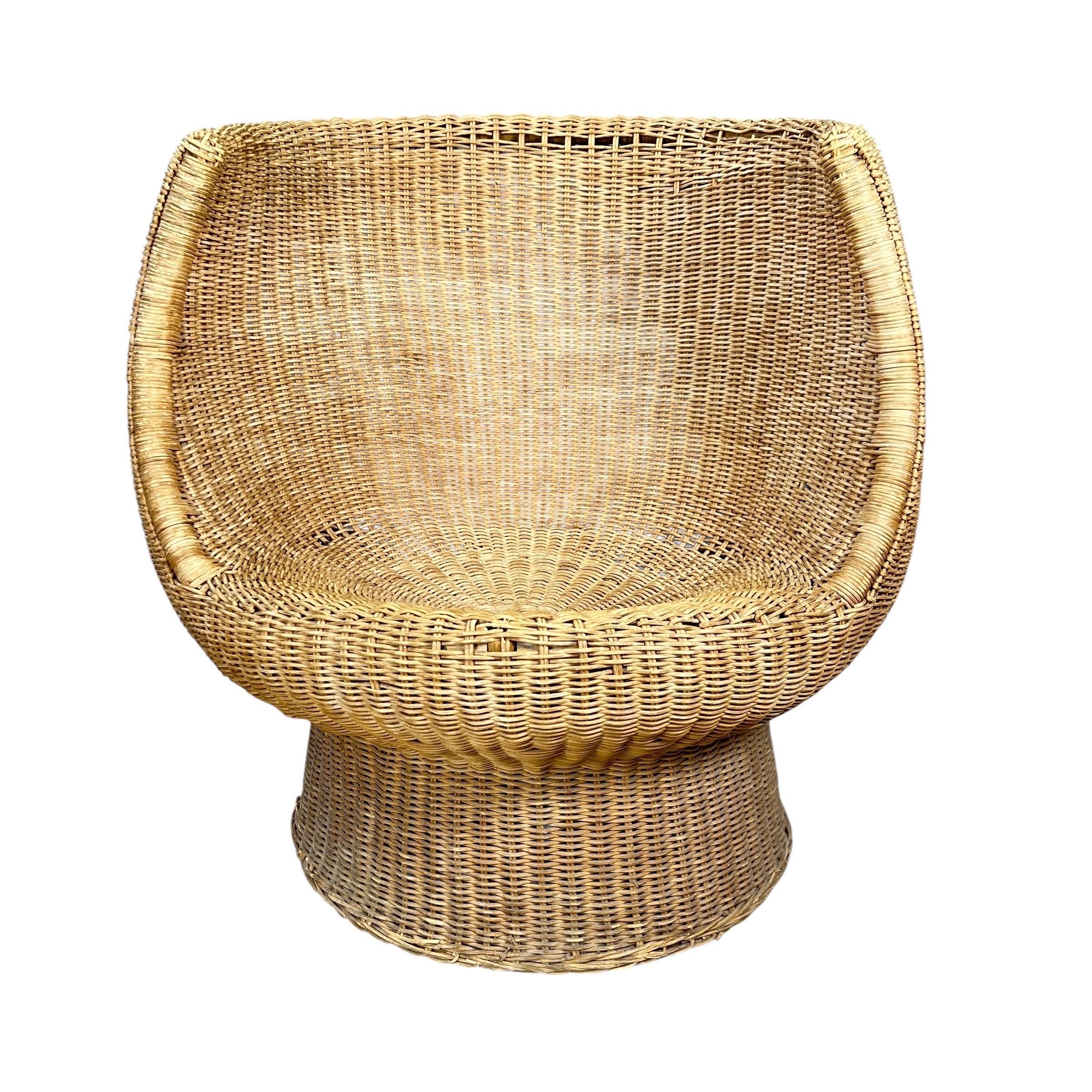 Vintage Rattan Pod Lounge Chair in the Style of Eero Aarnio For Sale