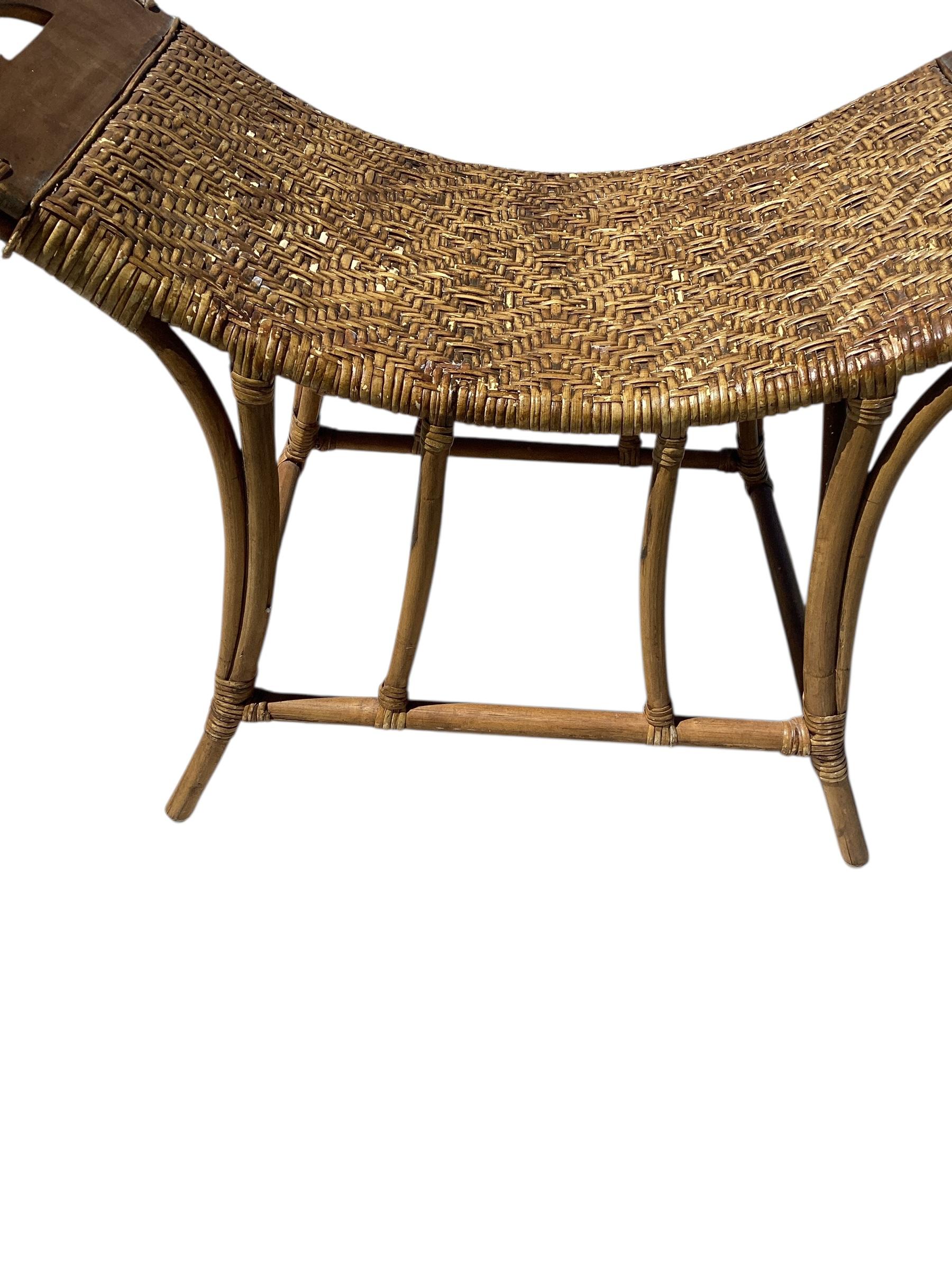 Mid-Century Modern Banc vintage en rotin en vente
