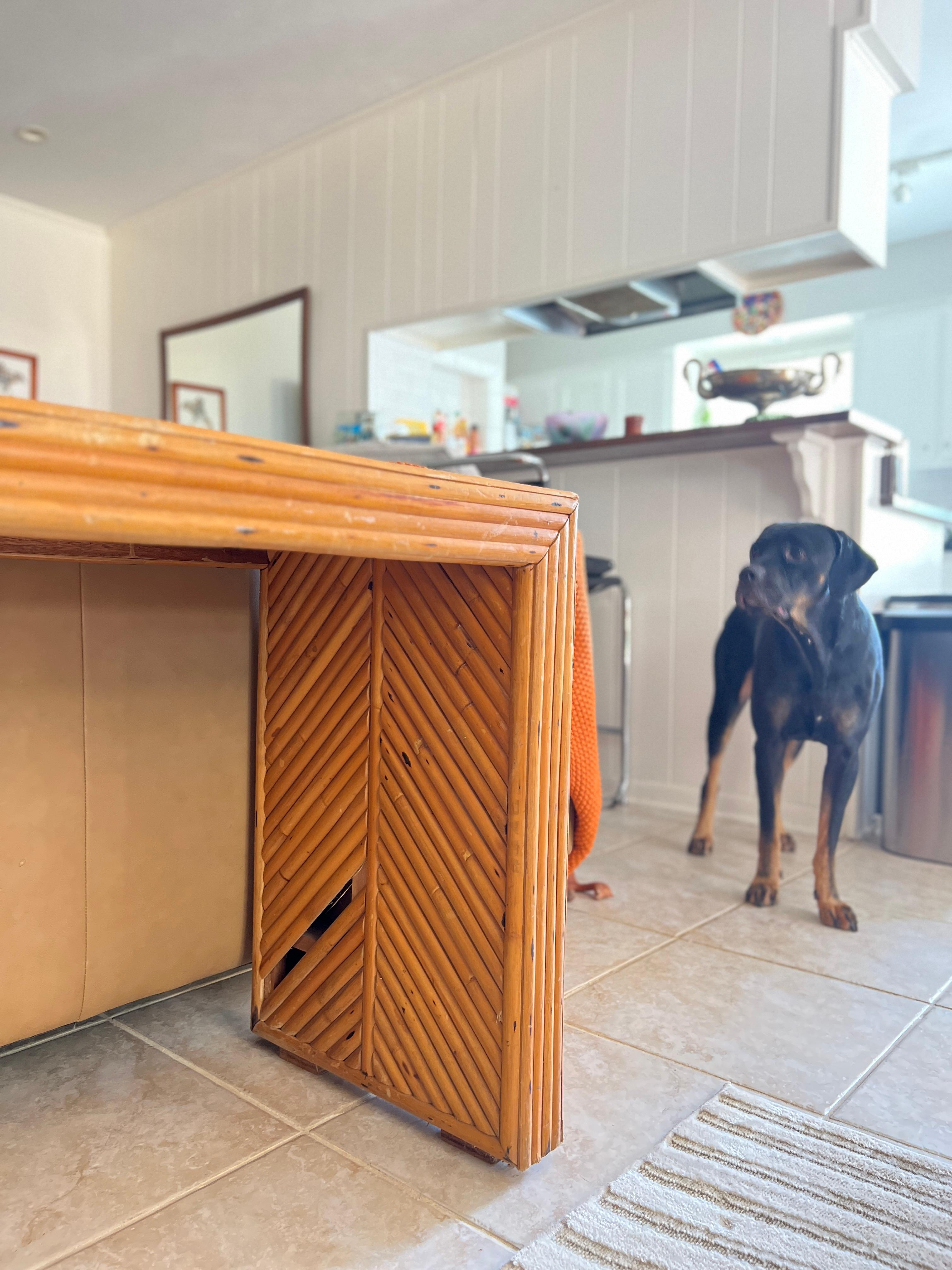 Vintage rattan sharp edged chevron waterfall console table 1970s In Good Condition For Sale In Houston, TX