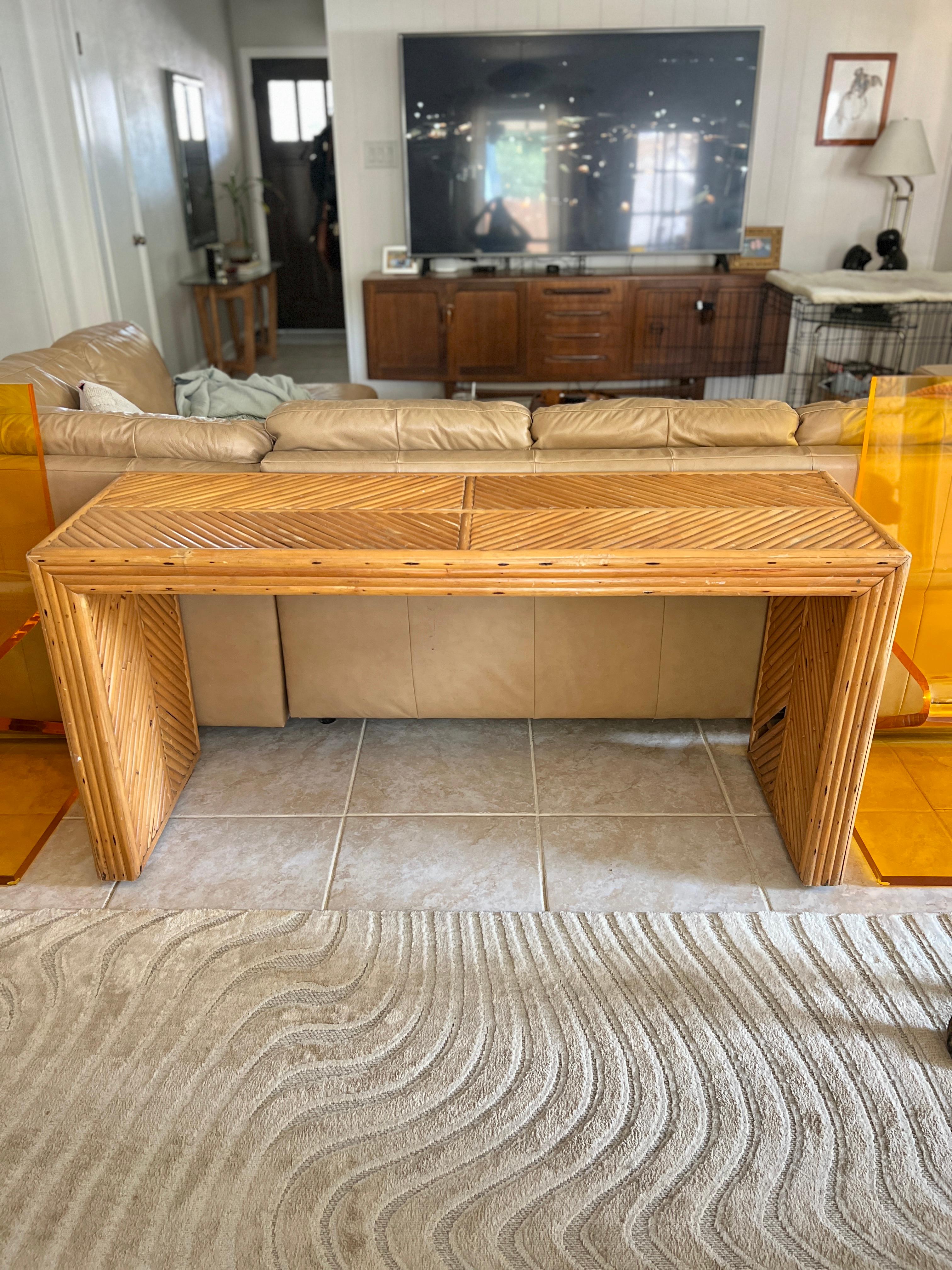 Vintage rattan sharp edged chevron waterfall console table 1970s For Sale 1