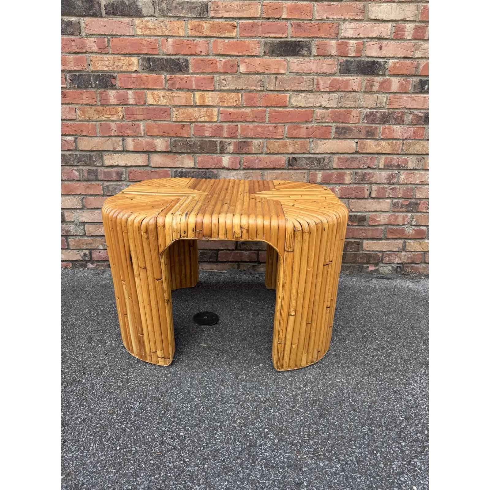 Thailandese Tavolino in rattan vintage in vendita