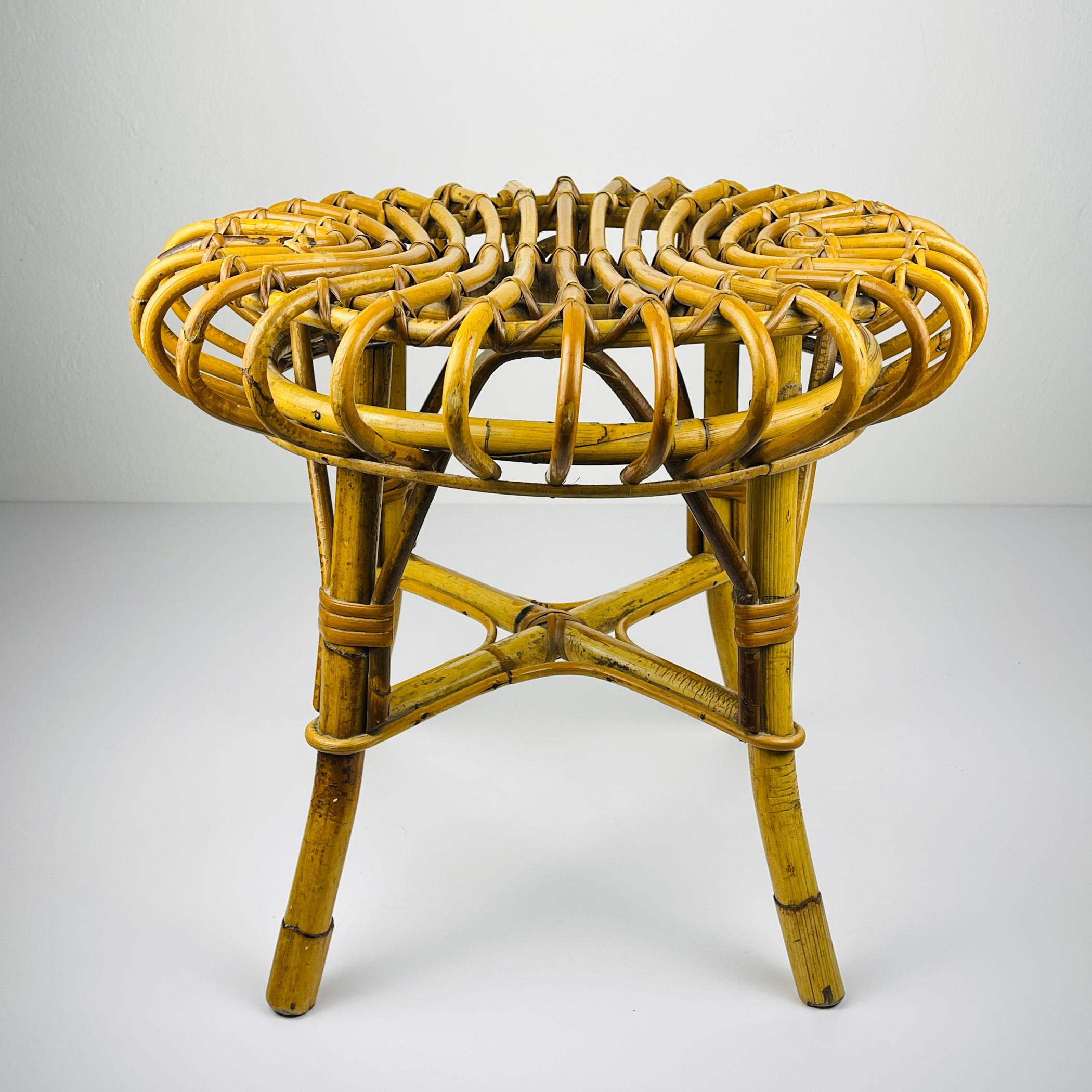 Vintage-Hocker aus Rattan von Franco Albini, Italien, 1960er Jahre im Zustand „Gut“ im Angebot in Miklavž Pri Taboru, SI