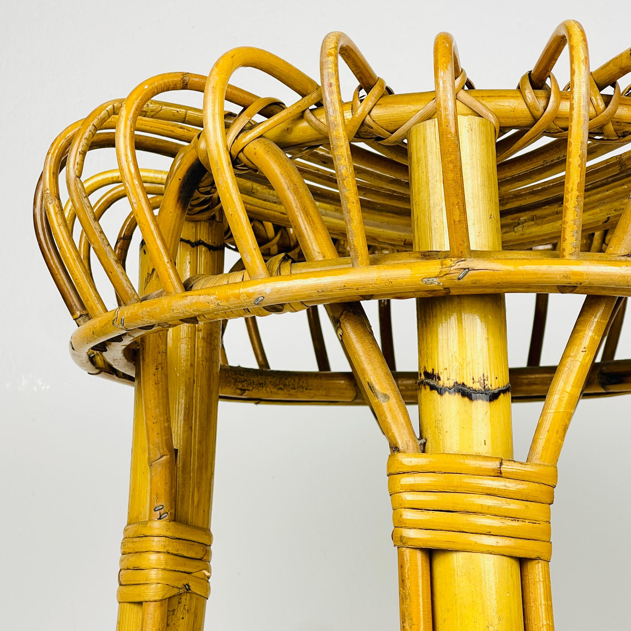 Vintage-Hocker aus Rattan, Italien, 1960er Jahre (20. Jahrhundert) im Angebot