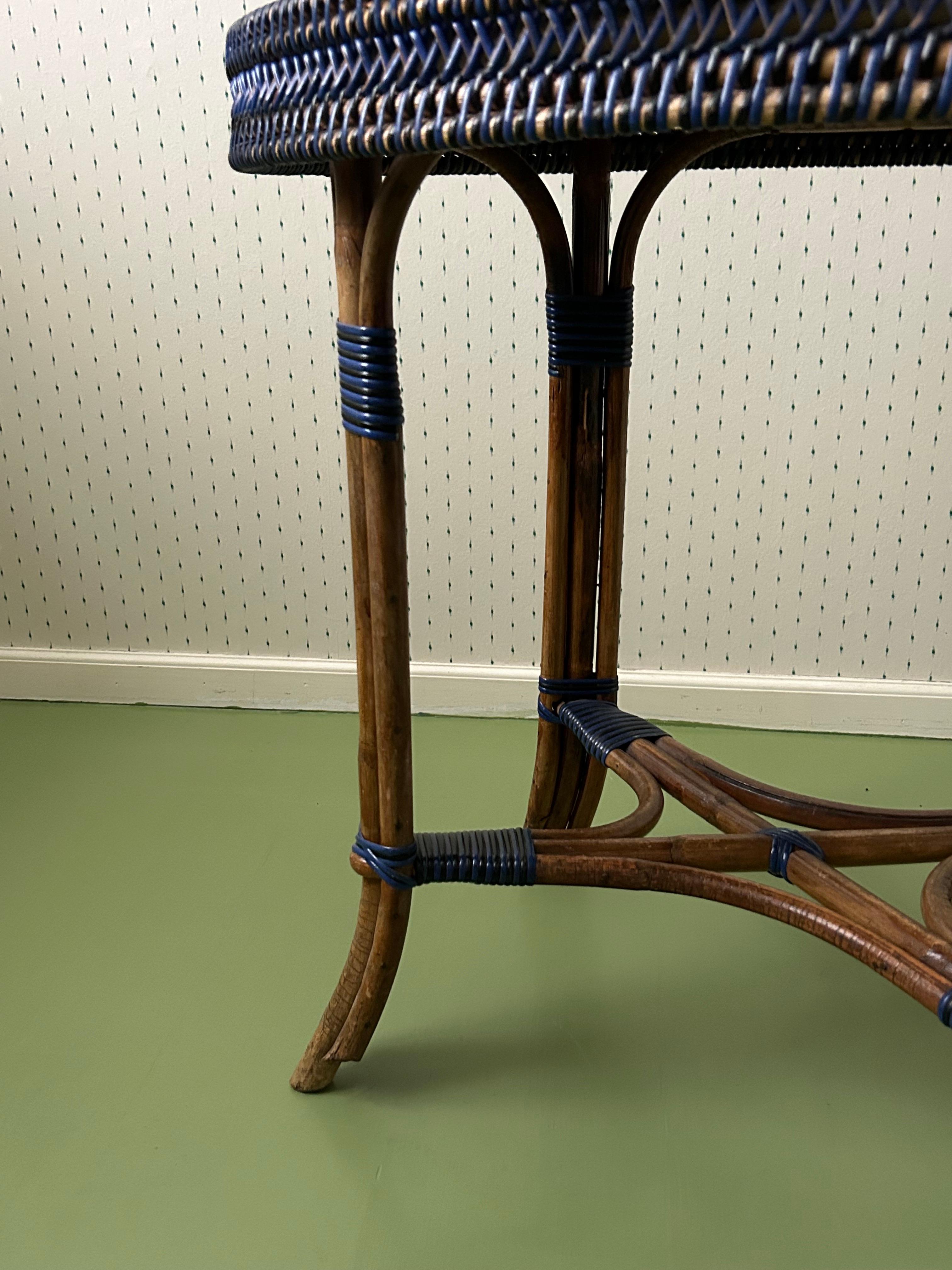 Vintage Rattan Table in Black and Blue, France, Early 20th Century For Sale 2