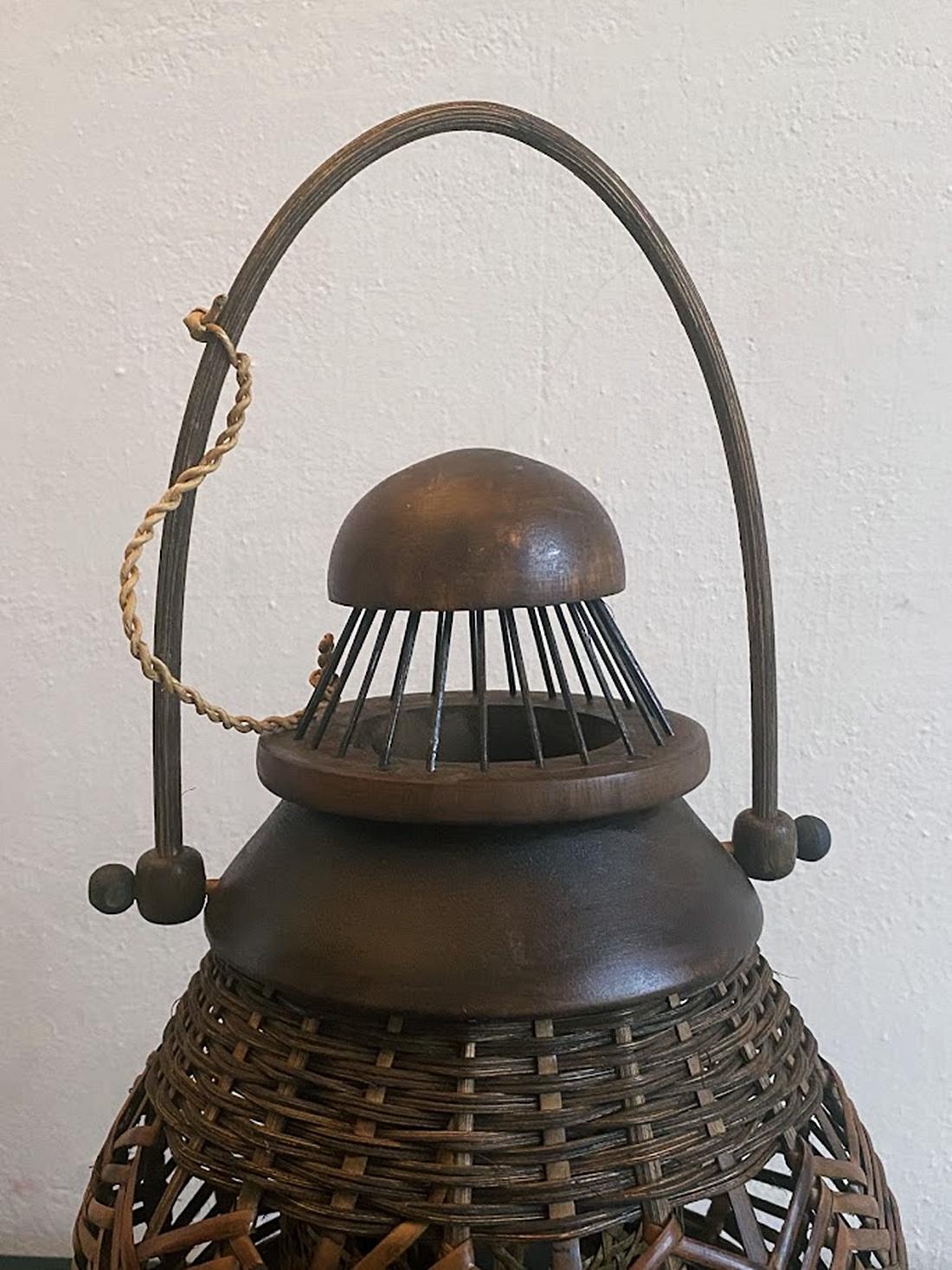 Lámpara de mesa vintage de ratán Circa años 80 en Bueno estado para la venta en Debrecen, HU