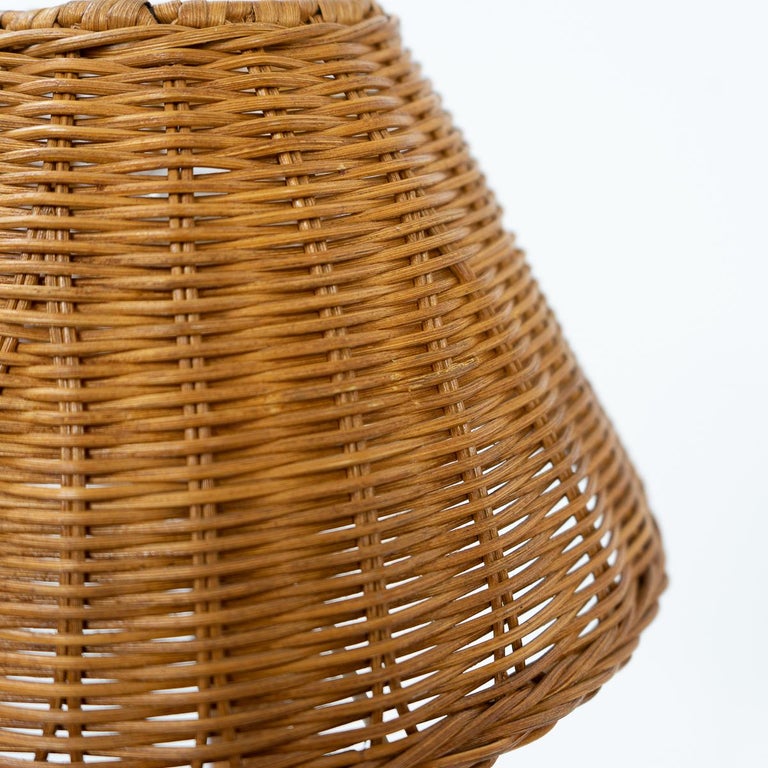 Vintage Rattan Table Lamp, Italy, 1970s In Good Condition For Sale In Renens, CH