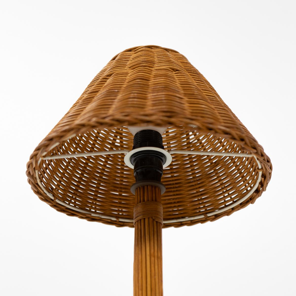 Mid-Century Modern Vintage Rattan Table Lamp, Italy, 1970s For Sale