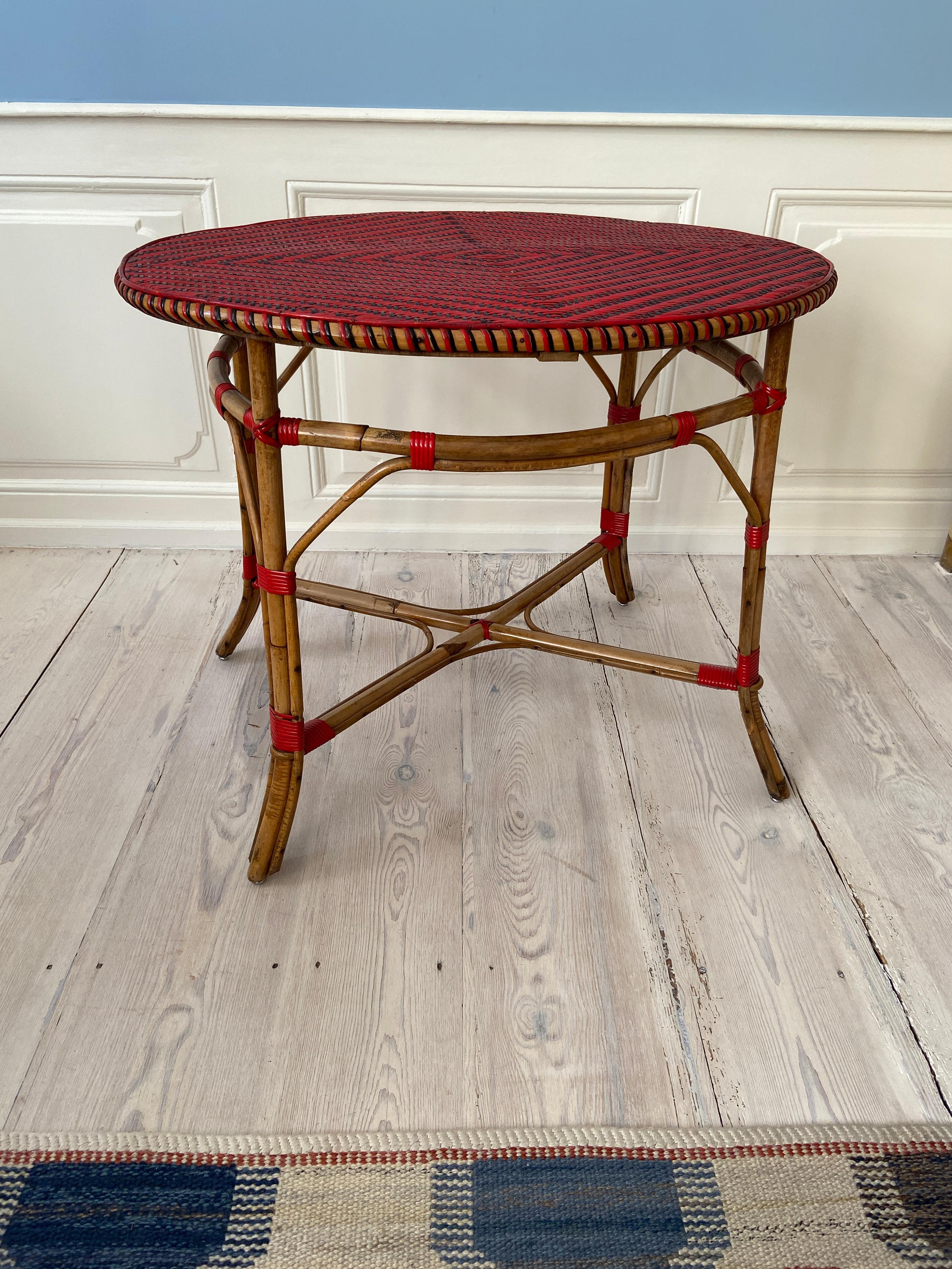 French Vintage Rattan Table with Elegant Red Woven Details, France, Early 20th-Century