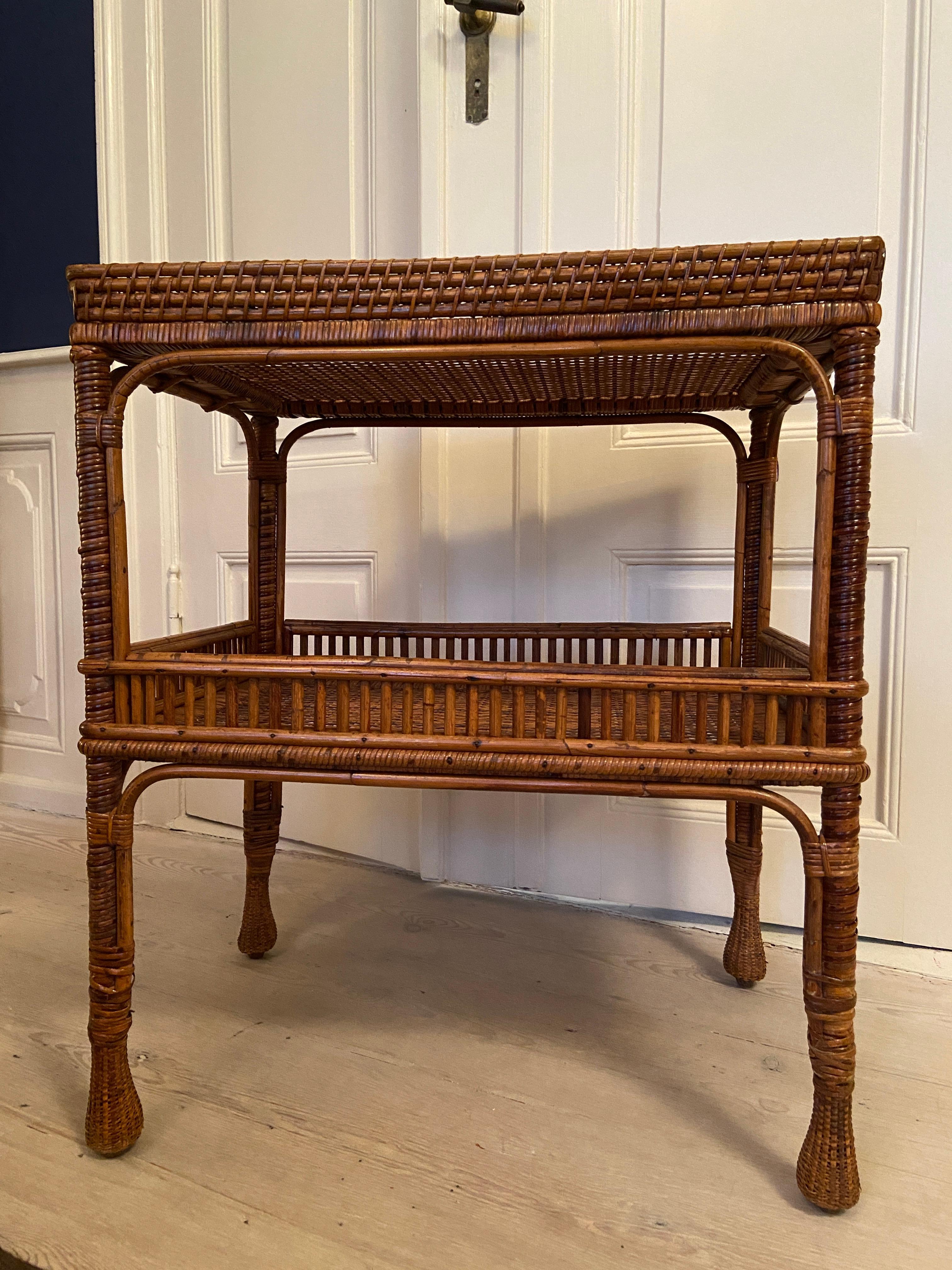 French Vintage Rattan Tray Table with Elegant Woven Details, France 1930's