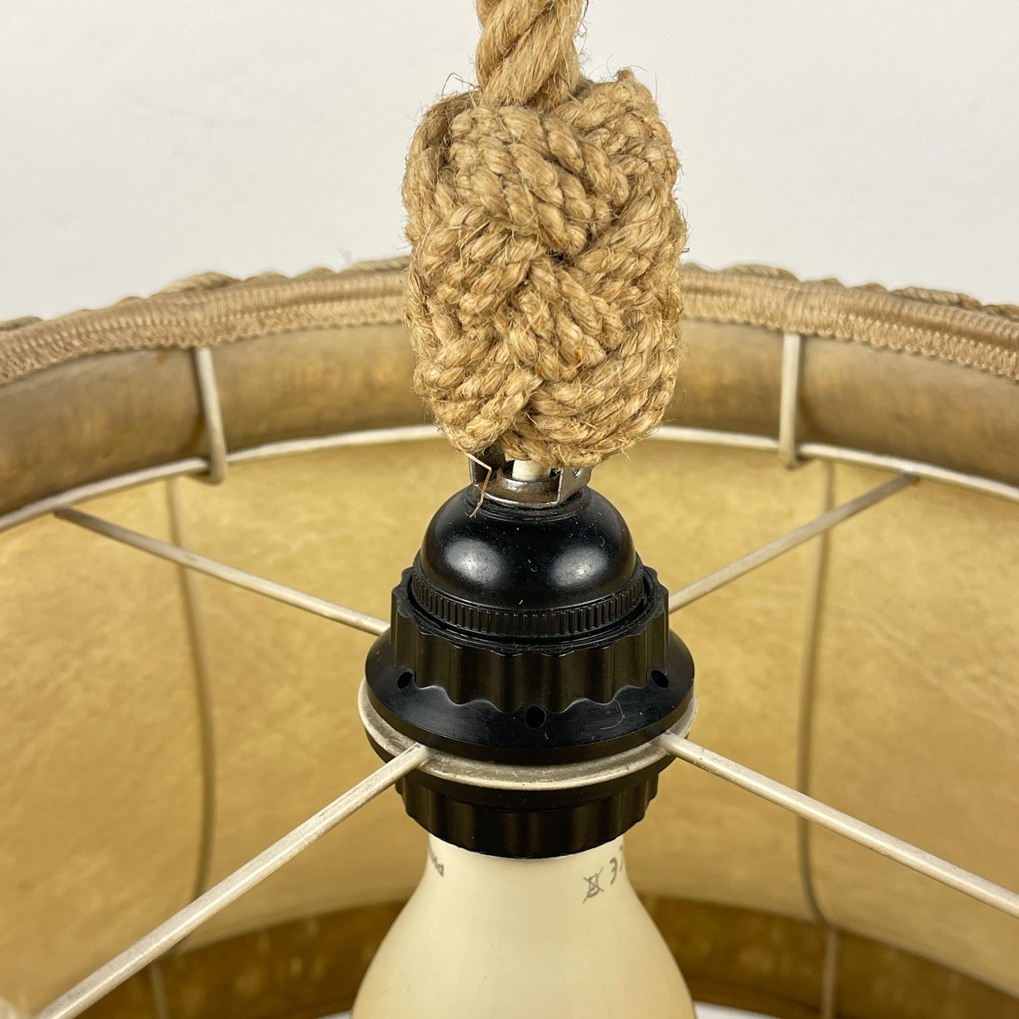 Lampada a sospensione in rawhide d'epoca, anni '50 in vendita 10