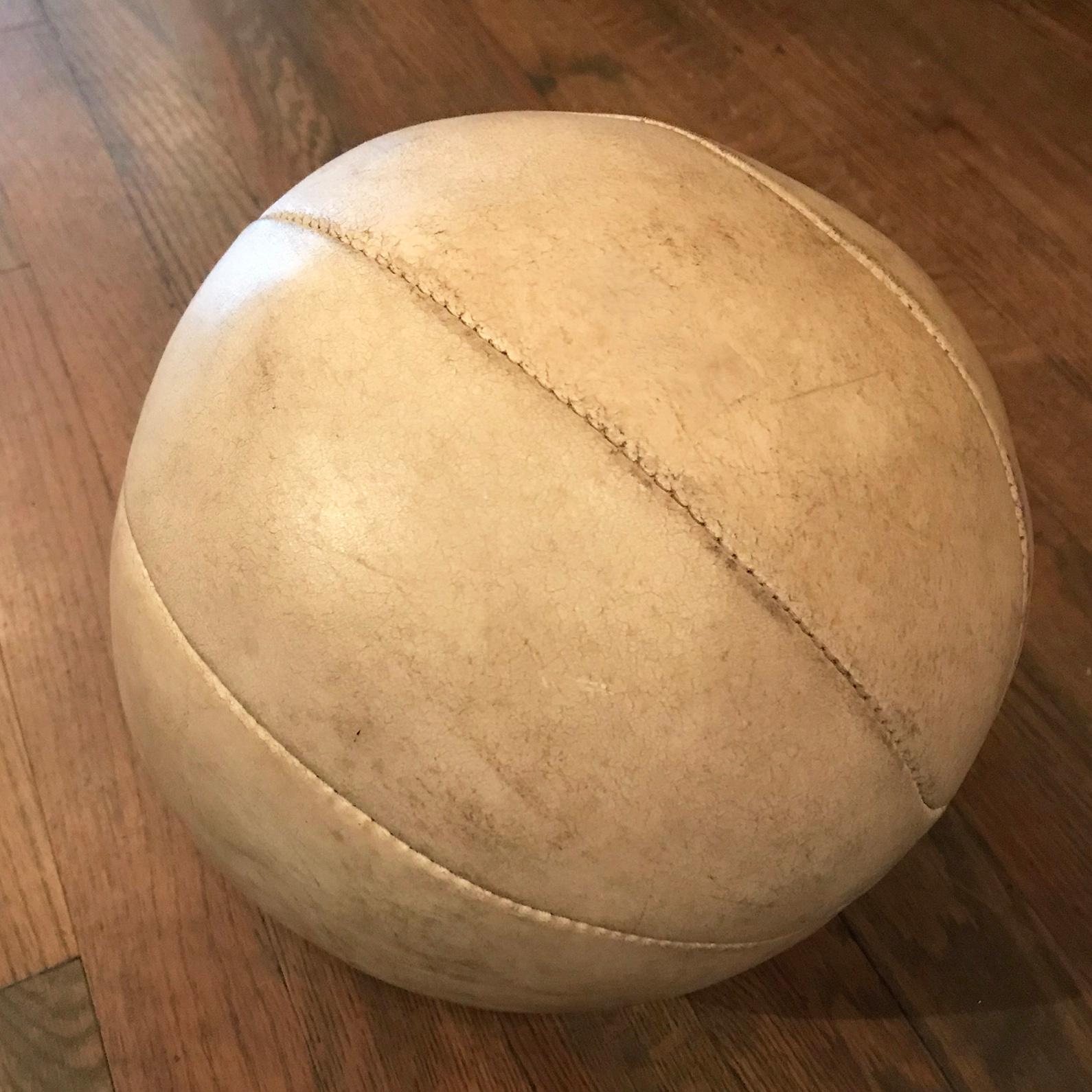Vintage Rawlings White Leather Medicine Ball 1