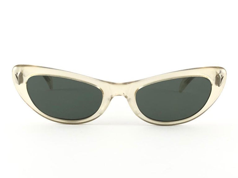 Vintage Ray Ban Alita Cat Eye 1950 Mid Century Pearled B&L USA Sunglasses For Sale 4