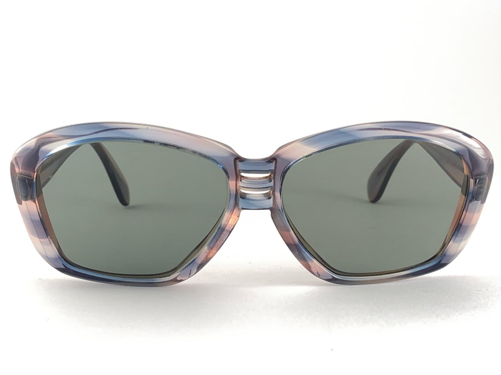 Vintage Ray Ban Bausch & Lomb Sydney Translucent Grey Made in USA Sunglasses For Sale 2