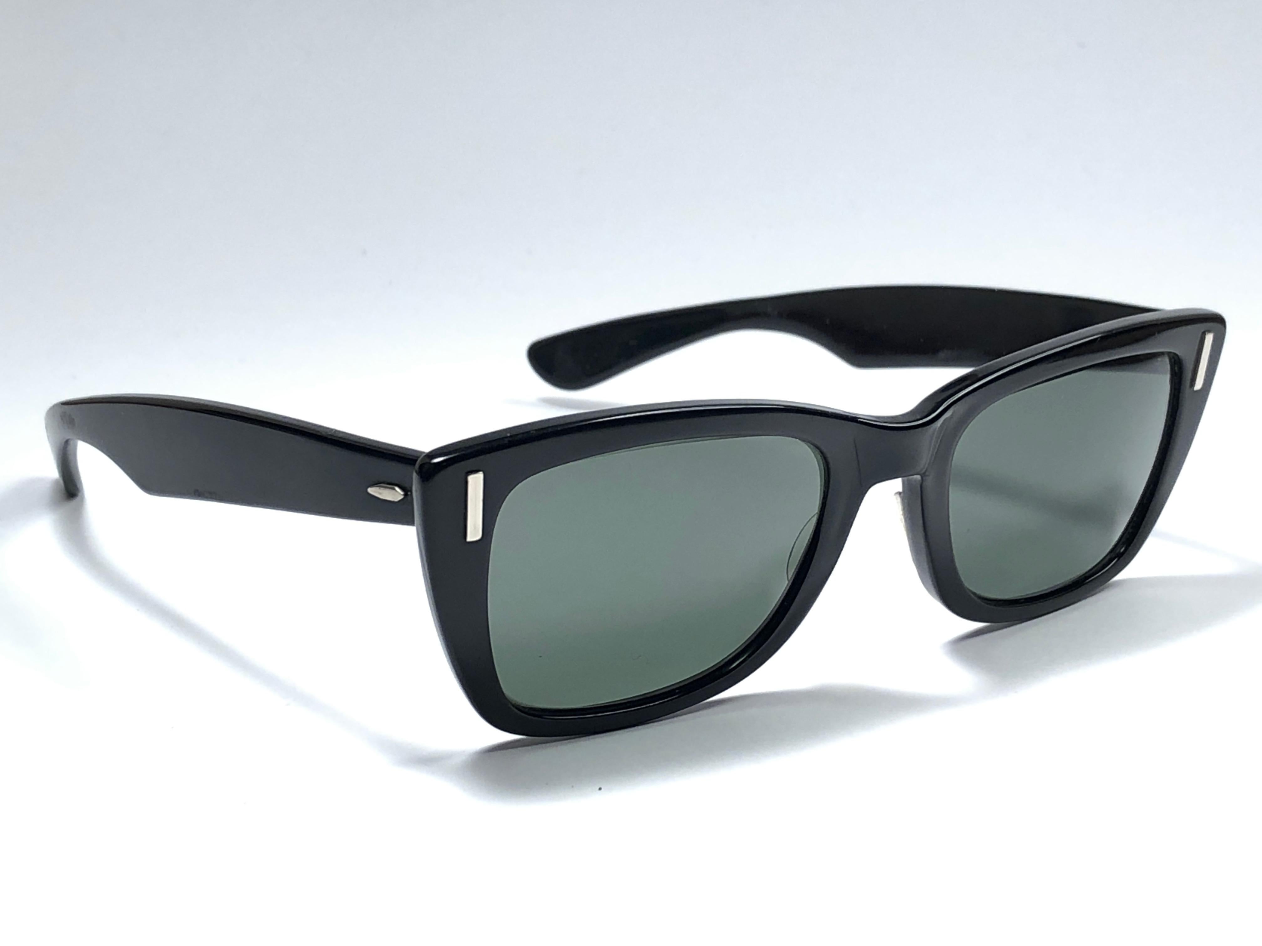 Nero Occhiali da sole vintage Ray Ban Bob Dylan 1960's Mid Century Black G15 Lenses B&L.A. in vendita