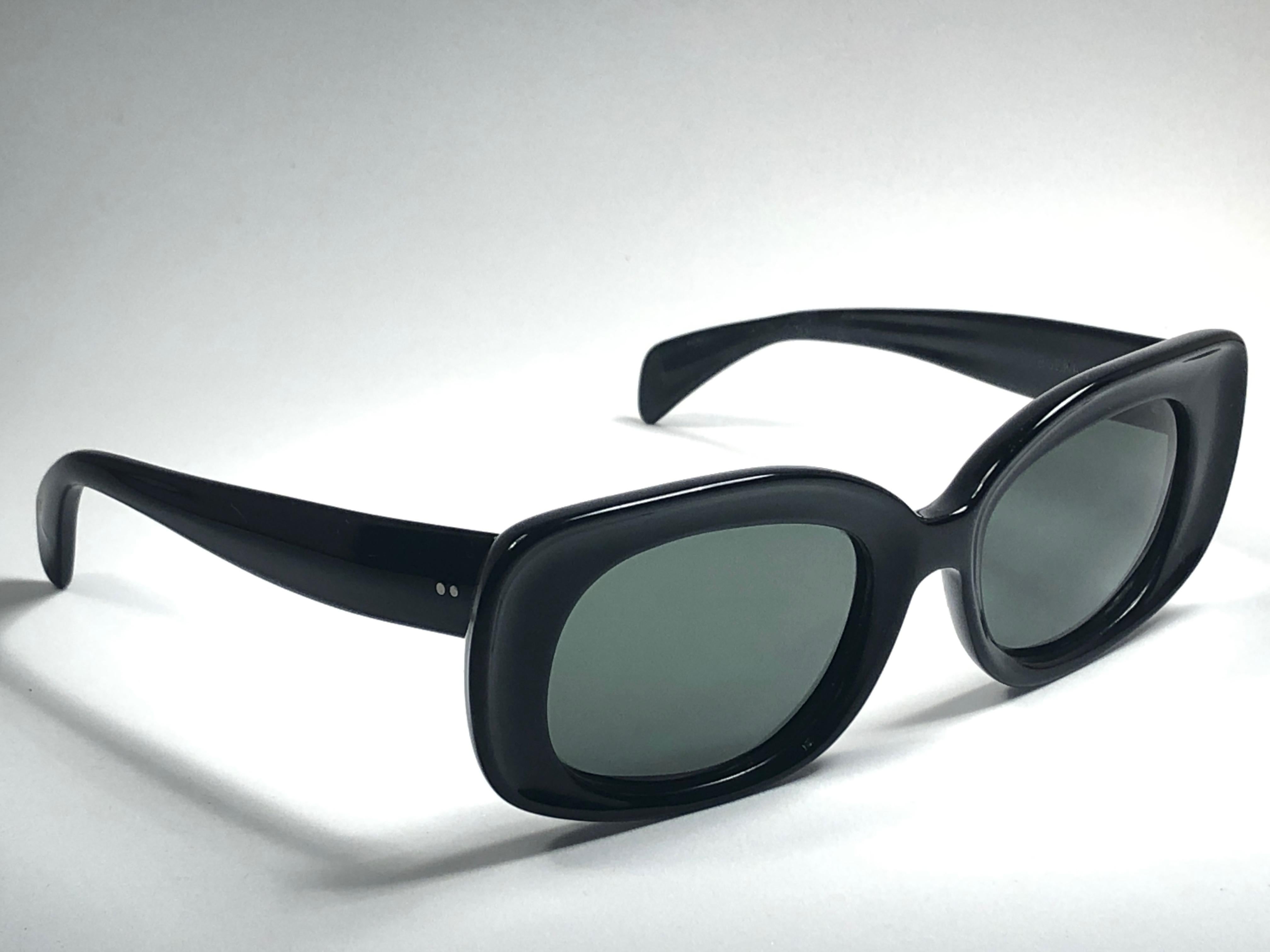 Women's or Men's Vintage Ray Ban Buena 1960's Mid Century Black G15 Lenses B&L USA Sunglasses