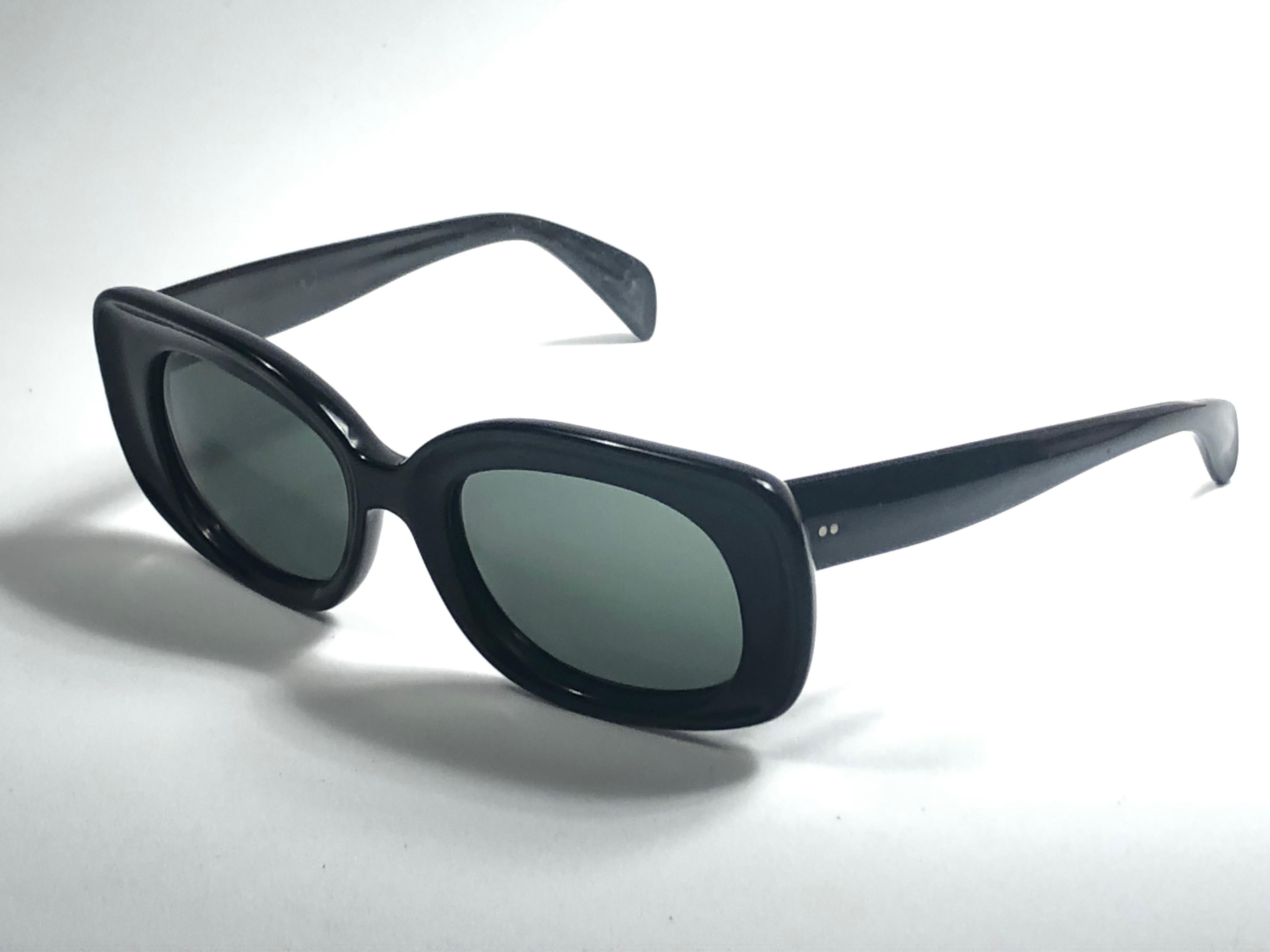 Vintage Ray Ban Buena 1960's Mid Century Black G15 Lenses B&L USA Sunglasses 1