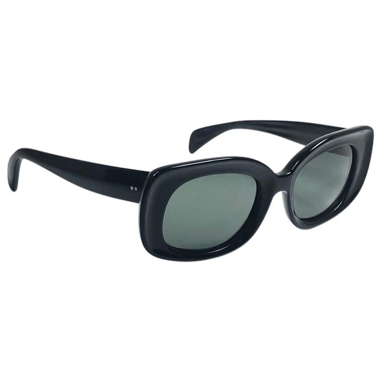 Vintage Ray Ban Buena 1960's Mid Century Black G15 Lenses B&L USA Sunglasses