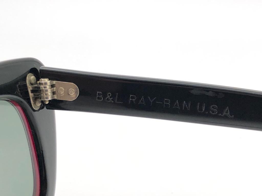  Vintage Ray Ban Chase Rot & Schwarz 1960er Jahre Mitte Jahrhundert G15 Gläser USA Sonnenbrille für Damen oder Herren im Angebot