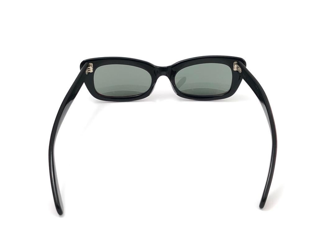  Vintage Ray Ban Chase Rot & Schwarz 1960er Jahre Mitte Jahrhundert G15 Gläser USA Sonnenbrille im Angebot 1