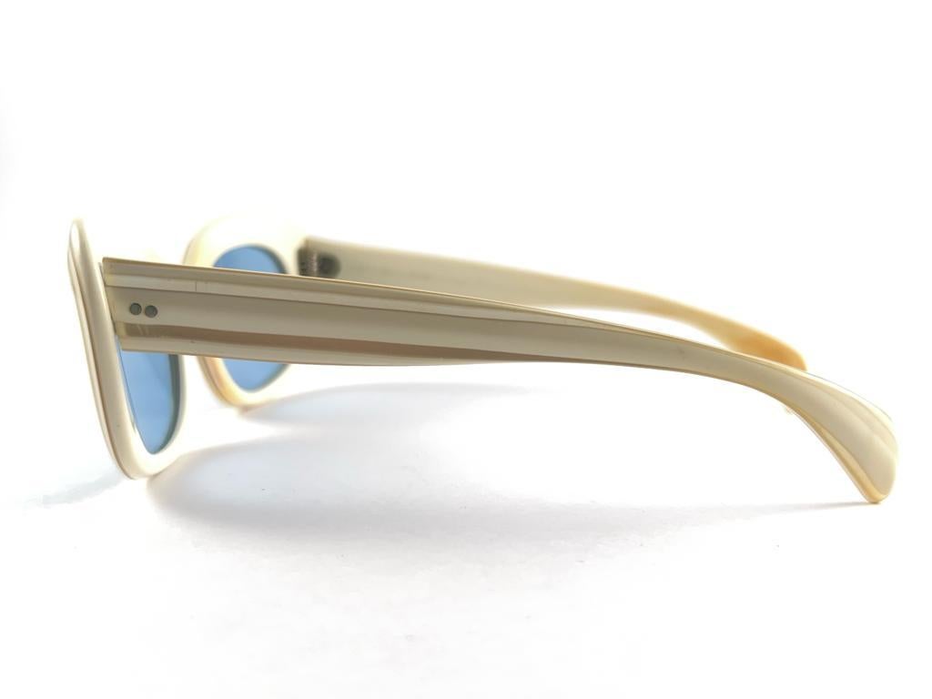 Vintage Ray Ban Danette 1960'S Midcentury Grey Lenses Usa B&L Sunglasses For Sale 6