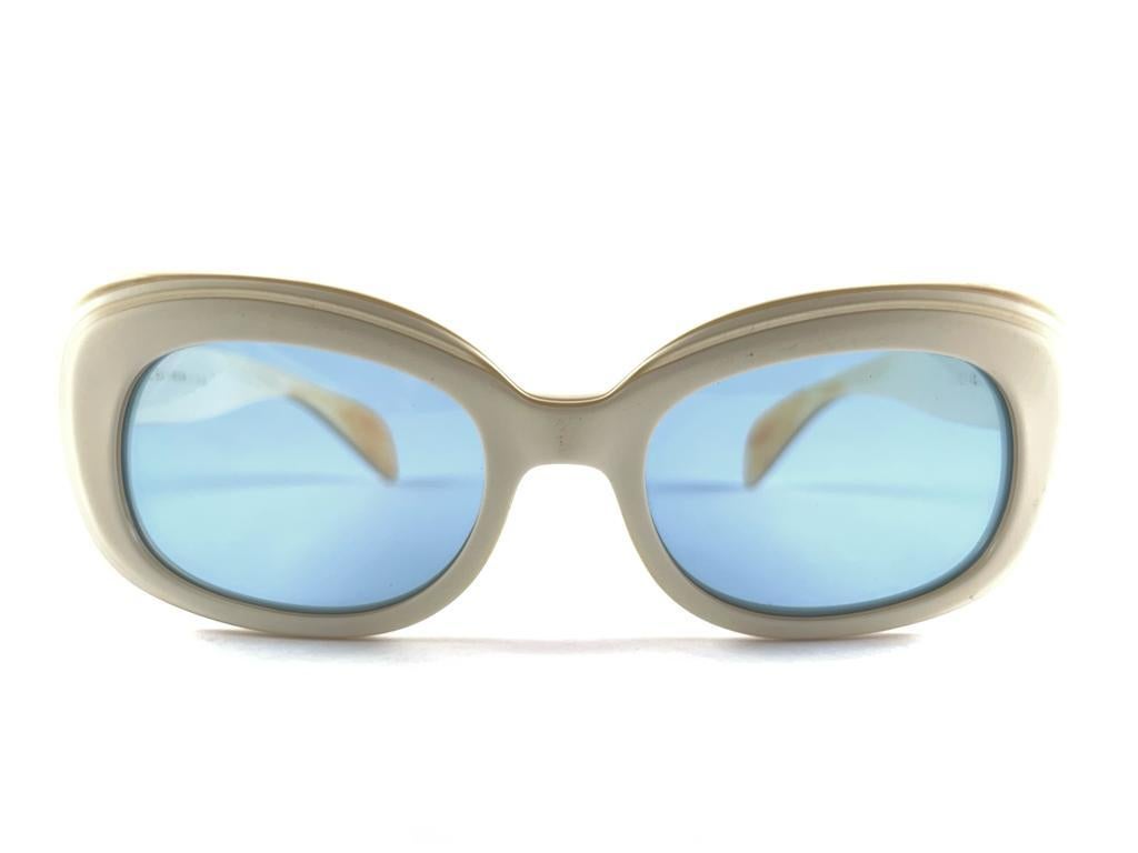 Vintage Ray Ban Danette 1960'S Midcentury Grey Lenses Usa B&L Sunglasses For Sale 8