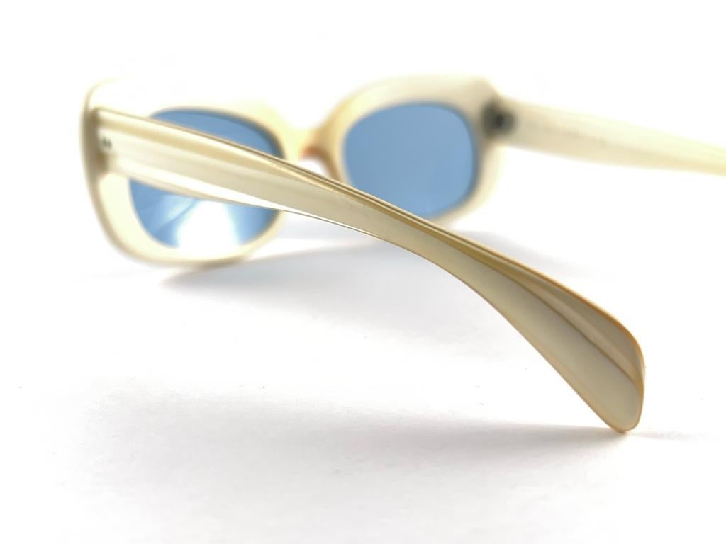 Vintage Ray Ban Danette 1960'S Midcentury Grey Lenses Usa B&L Sunglasses For Sale 9
