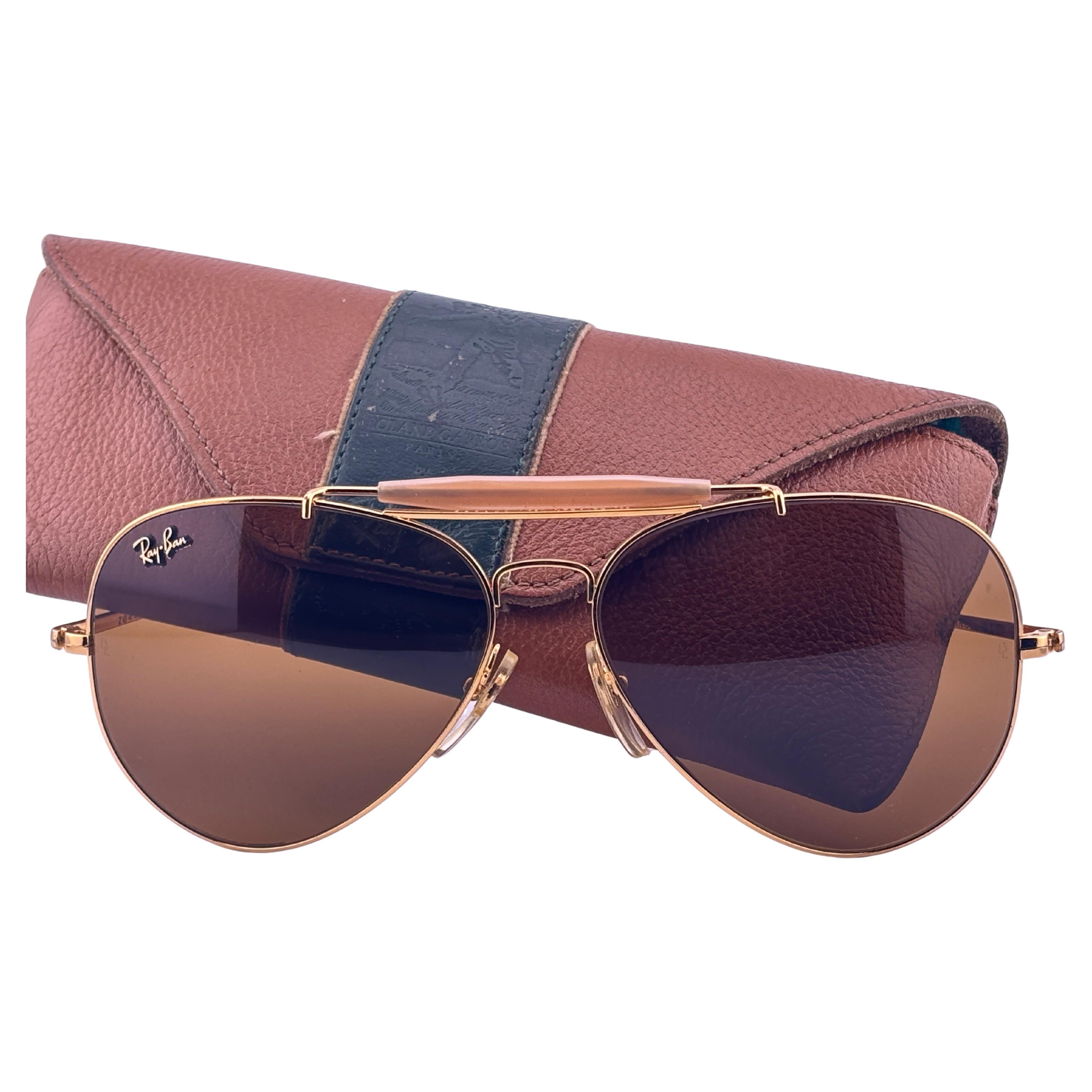 Lunettes de soleil vintage Ray-Ban Roland Garros Edition 62MM USA 90
s en vente