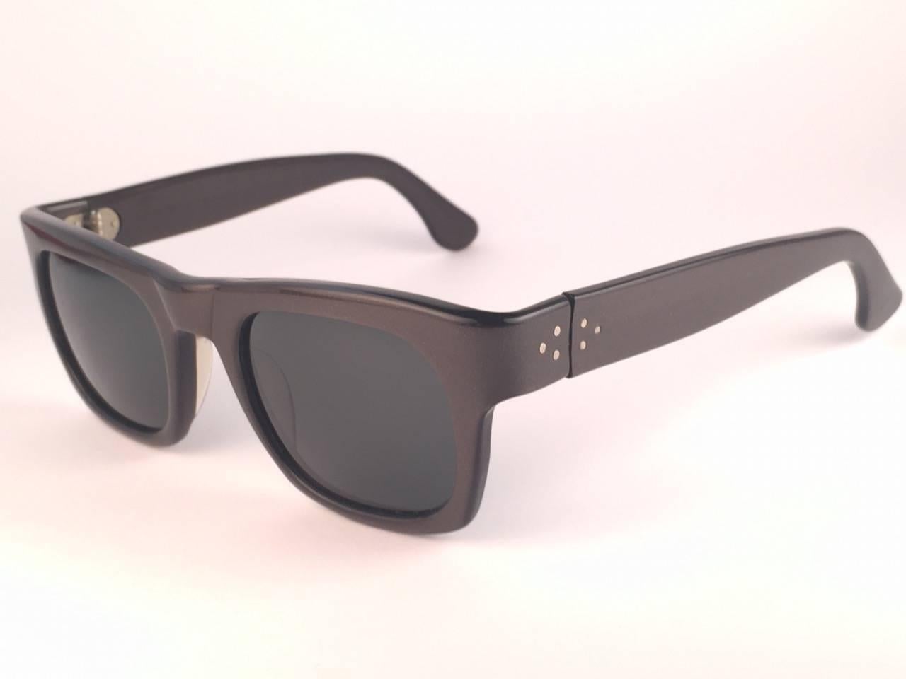 Gray Vintage Ray Ban Plainsman Grey  1960's Mid Century G15 Lens USA B&L Sunglasses