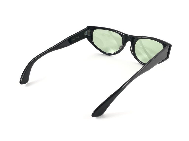 Women's or Men's  Vintage Ray Ban Playtime Black  1960's Mid Century G15 Lenses USA Sunglasses For Sale